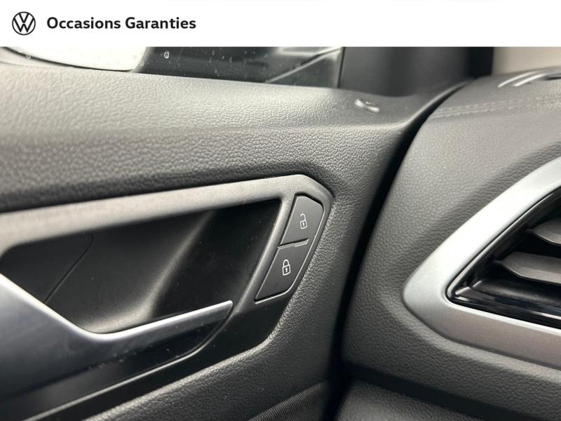 Voitures occasions VOLKSWAGEN T-ROC VW Edition Villemomble