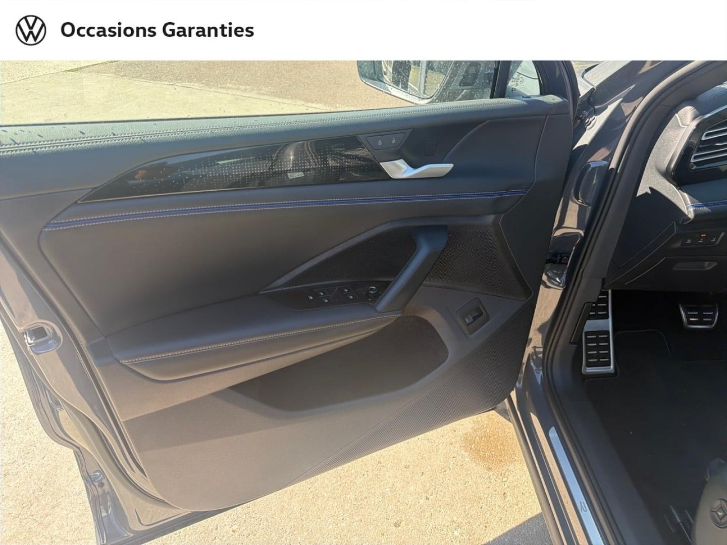 Voitures occasions VOLKSWAGEN TIGUAN R-Line Edition Villemomble