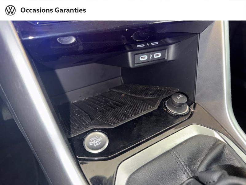 Voitures occasions VOLKSWAGEN T-ROC VW Edition Villemomble