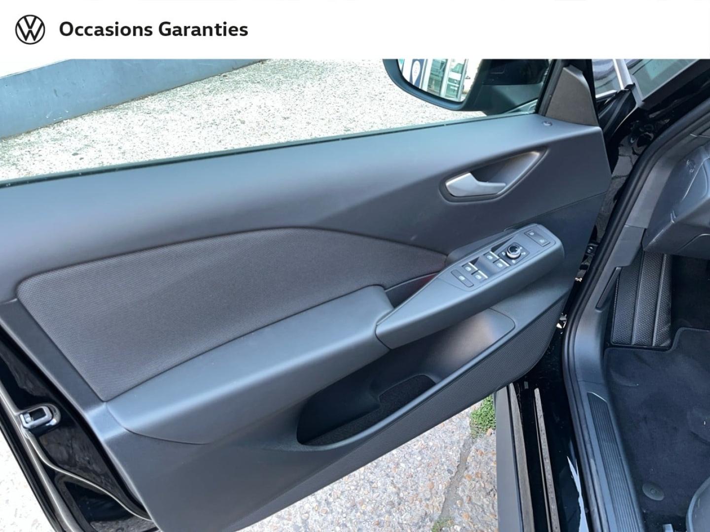 Voitures occasions VOLKSWAGEN ID.3 NEO Life Villemomble