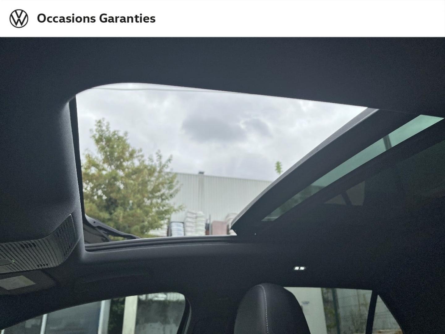 Voitures occasions VOLKSWAGEN T-ROC Style Villemomble