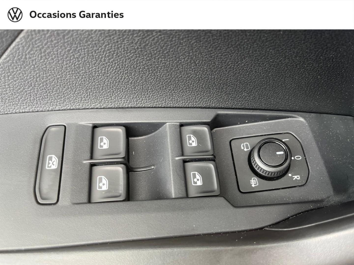 Voitures occasions VOLKSWAGEN T-CROSS VW Edition Villemomble