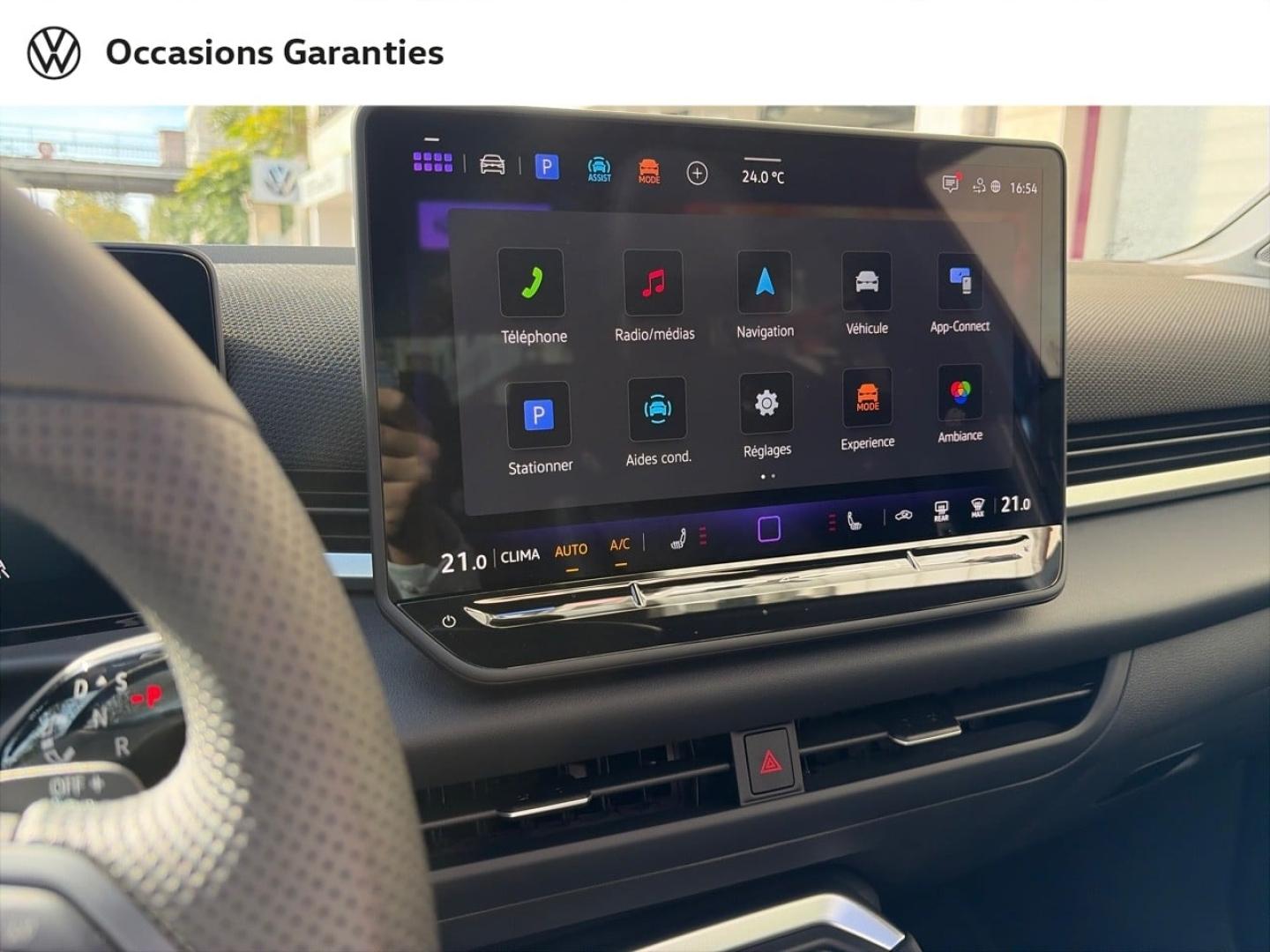 Voitures occasions VOLKSWAGEN T-ROC R-Line Villemomble