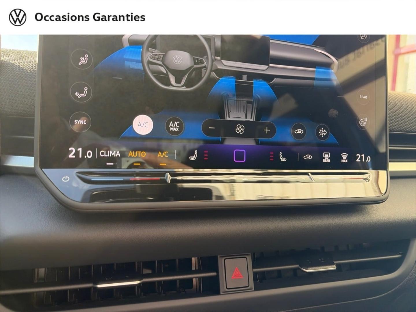 Voitures occasions VOLKSWAGEN T-ROC R-Line Villemomble