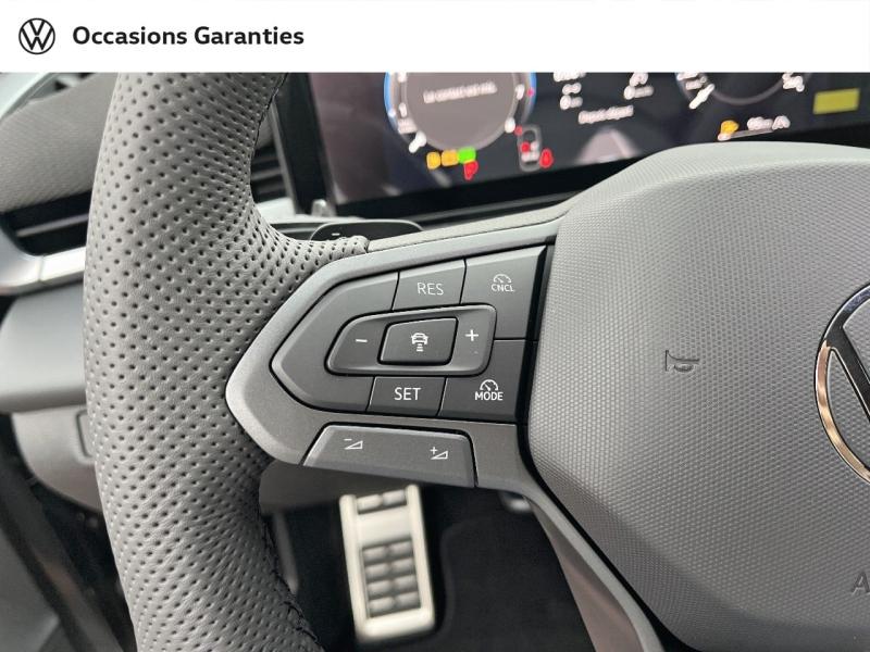 Voitures occasions VOLKSWAGEN T-ROC R-Line Villemomble
