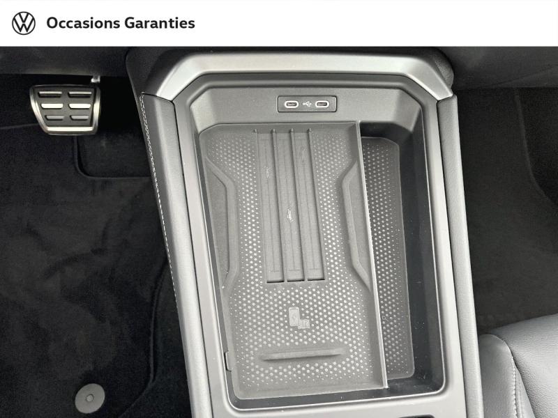Voitures occasions VOLKSWAGEN T-ROC R-Line Villemomble