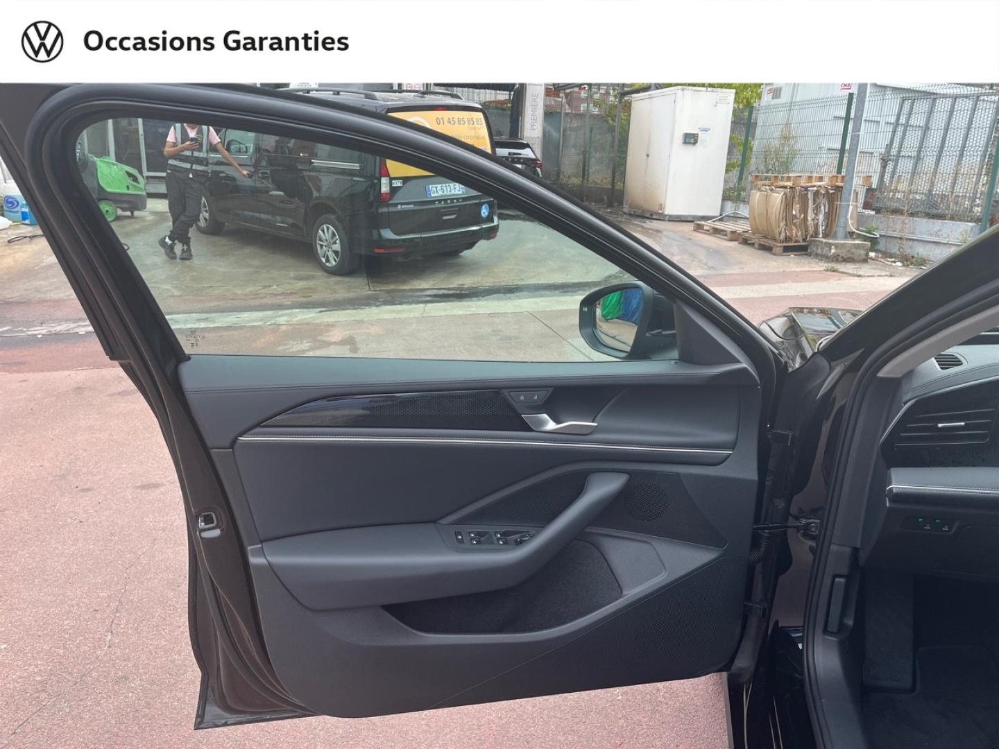 Voitures occasions VOLKSWAGEN Passat SW Life Plus Villemomble