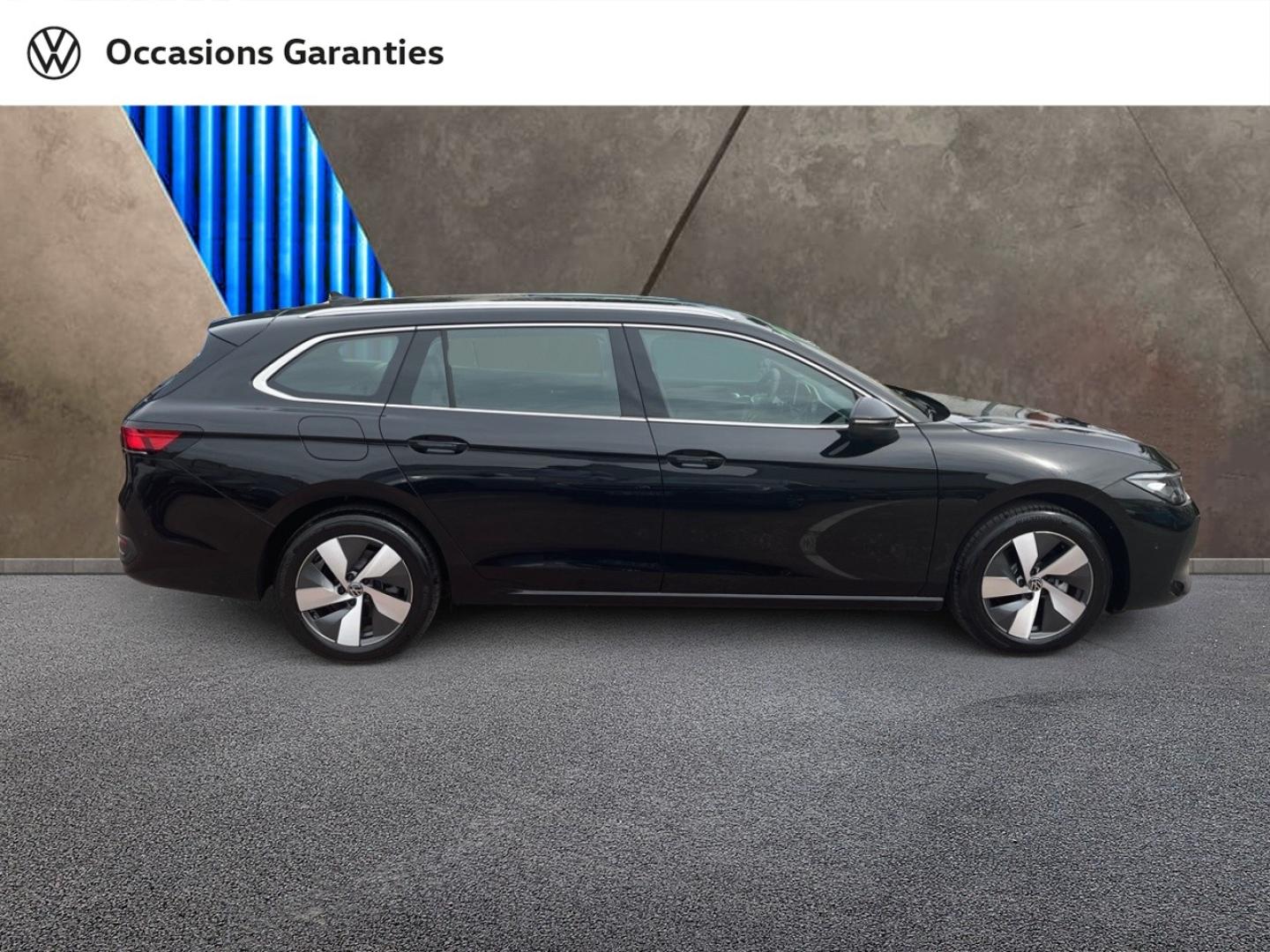 Voitures occasions VOLKSWAGEN Passat SW Life Plus Villemomble