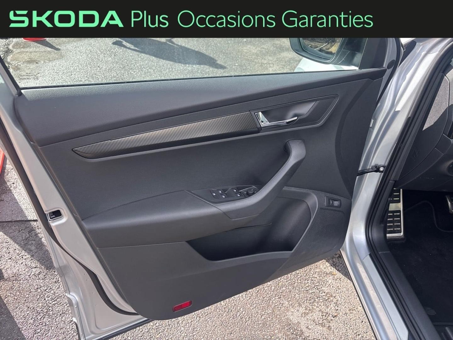 Voitures occasions ŠKODA KAROQ Sportline Villemomble