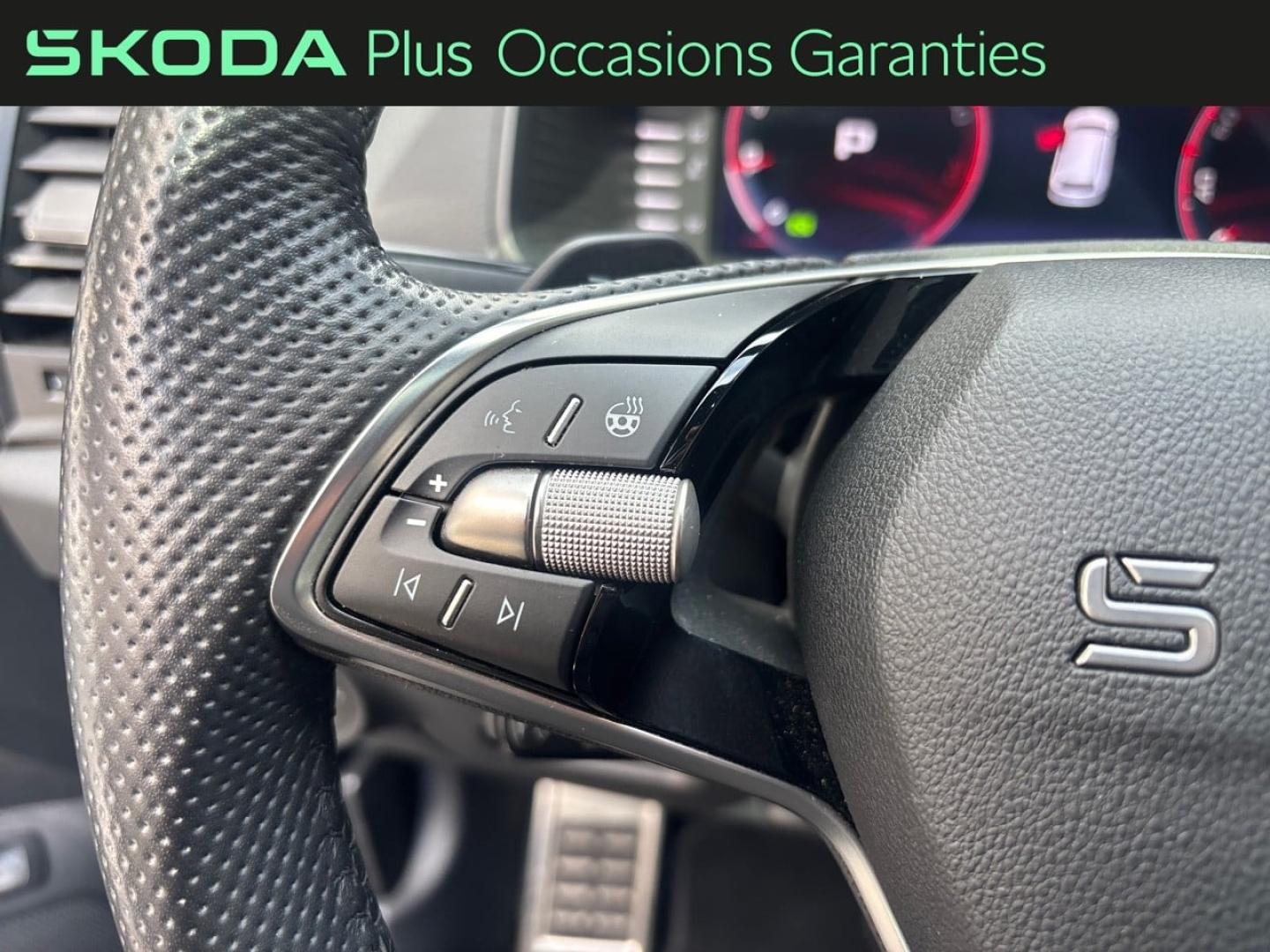 Voitures occasions ŠKODA KAROQ Sportline Villemomble