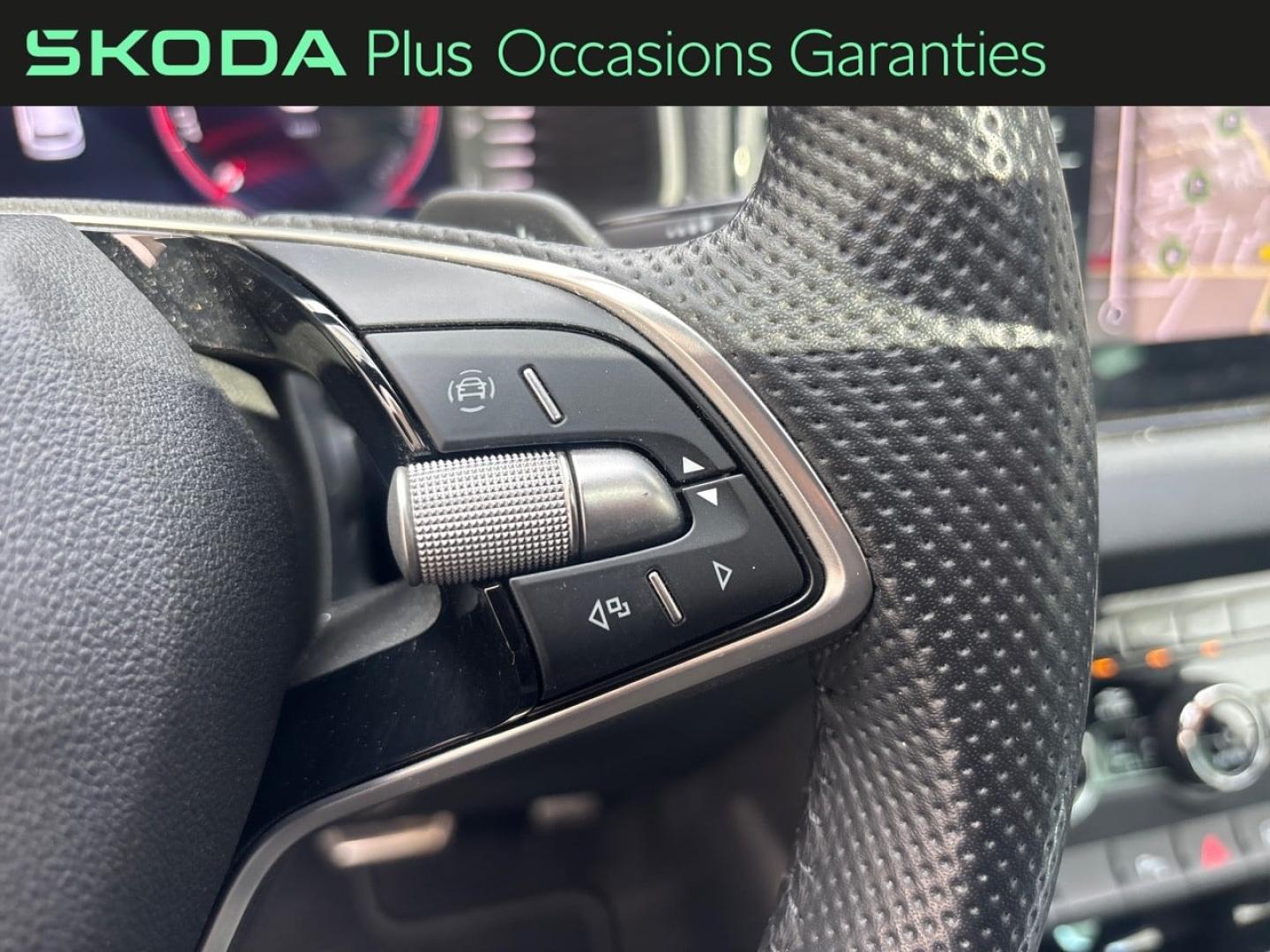 Voitures occasions ŠKODA KAROQ Sportline Villemomble