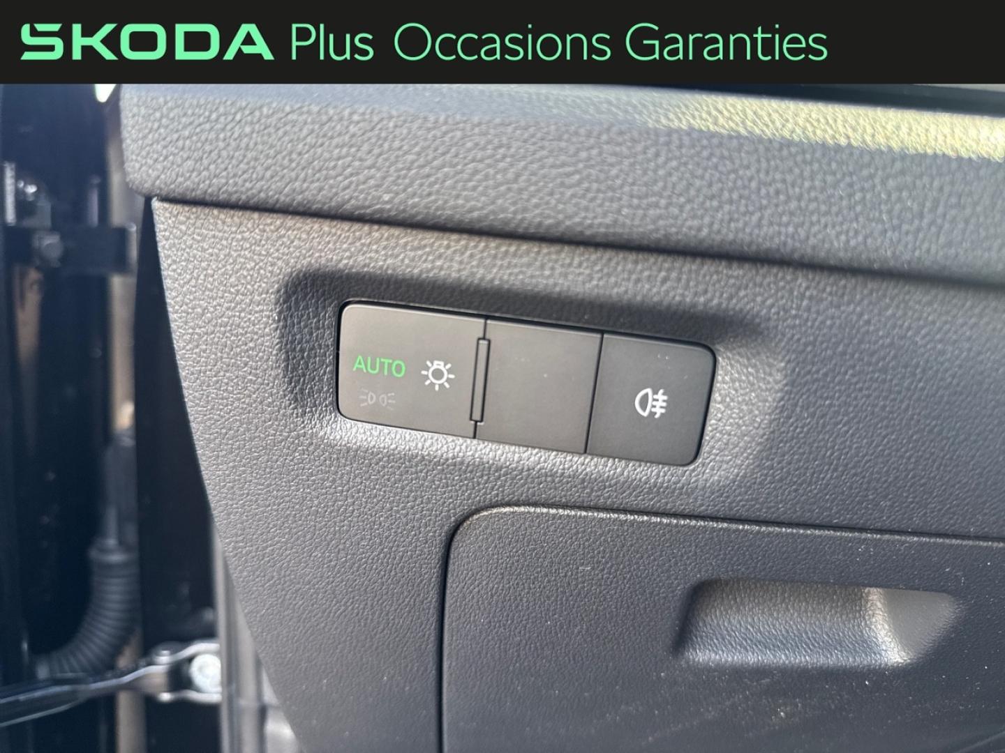 Voitures occasions ŠKODA Octavia Combi Selection Villemomble