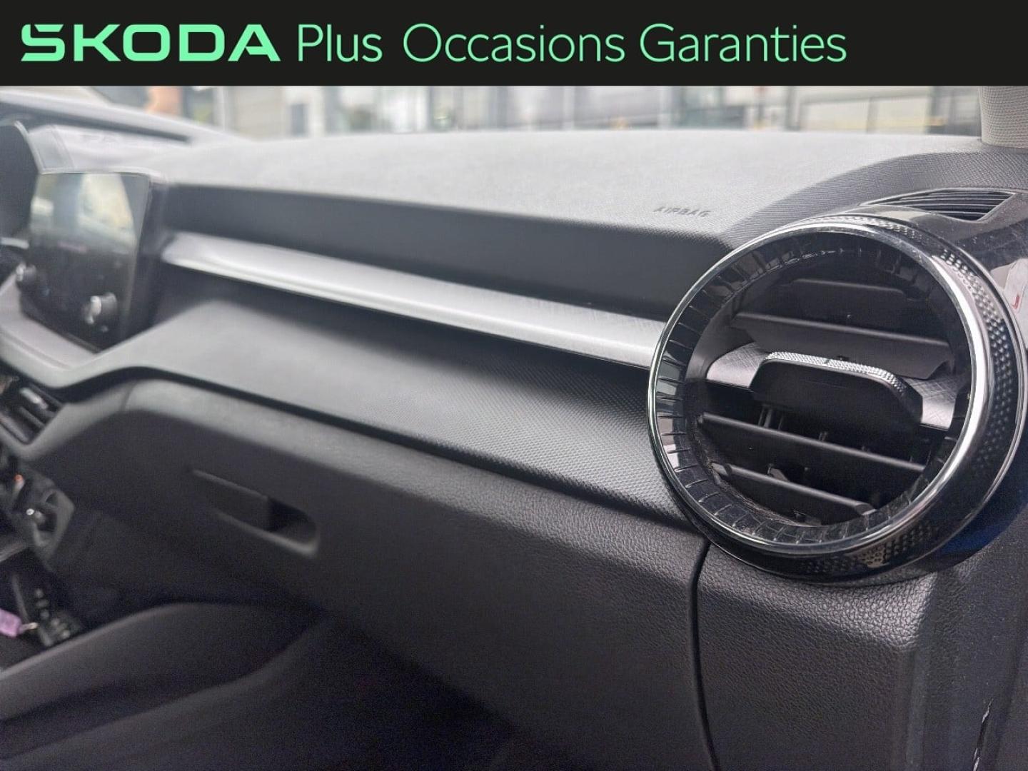 Voitures occasions ŠKODA FABIA Ambition Villemomble