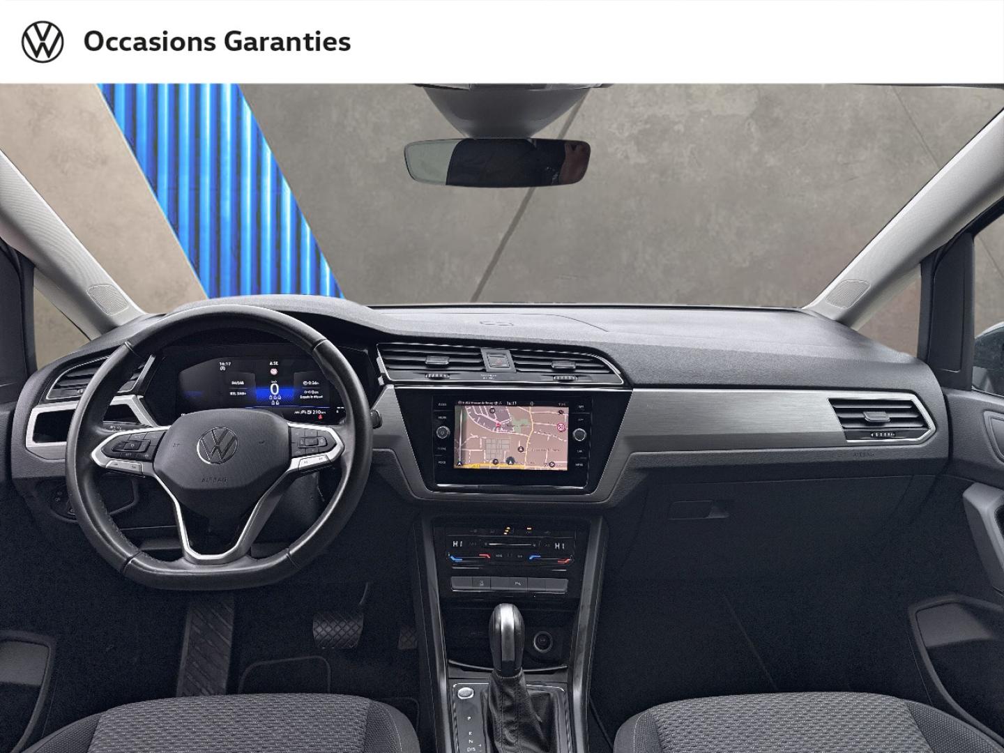 Voitures occasions VOLKSWAGEN TOURAN Life Plus Villemomble