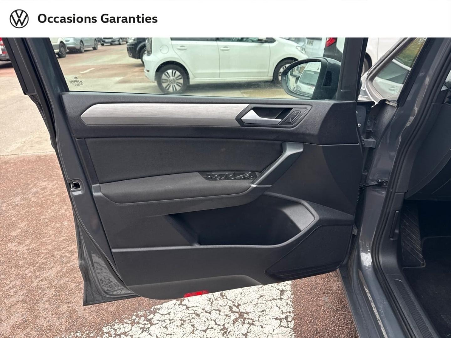 Voitures occasions VOLKSWAGEN TOURAN Life Plus Villemomble
