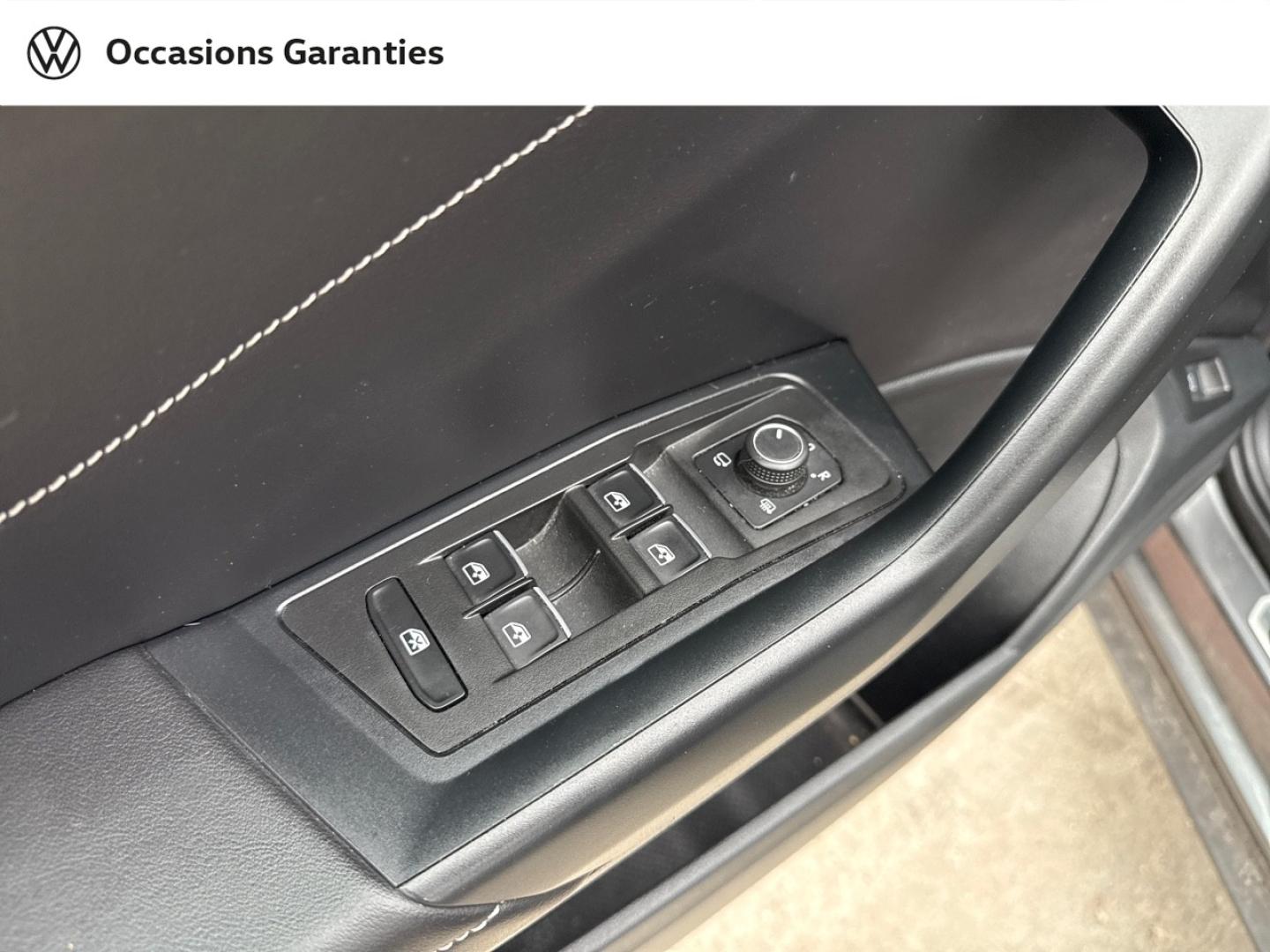 Voitures occasions VOLKSWAGEN T-ROC R-Line Villemomble