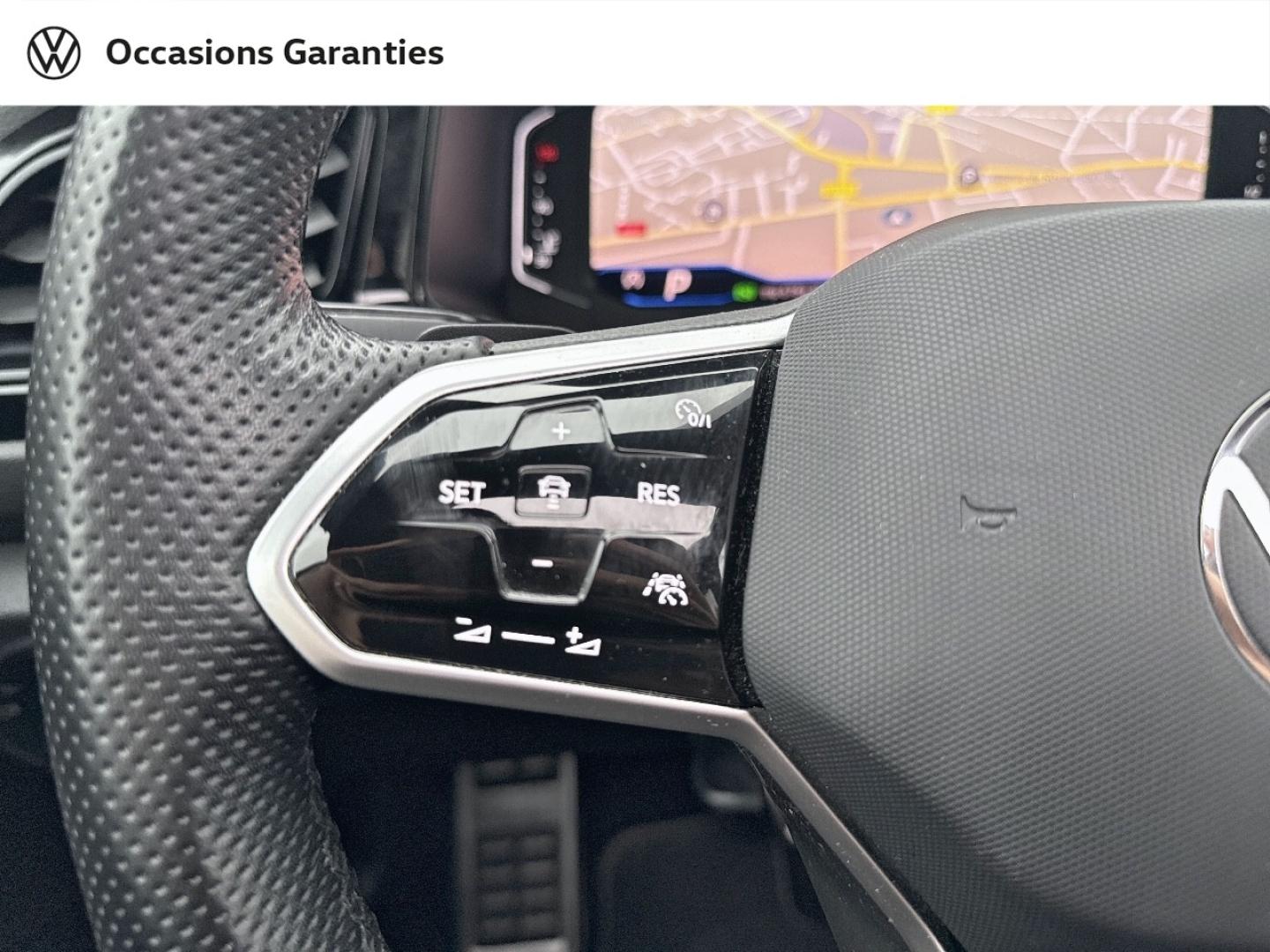 Voitures occasions VOLKSWAGEN T-ROC R-Line Villemomble