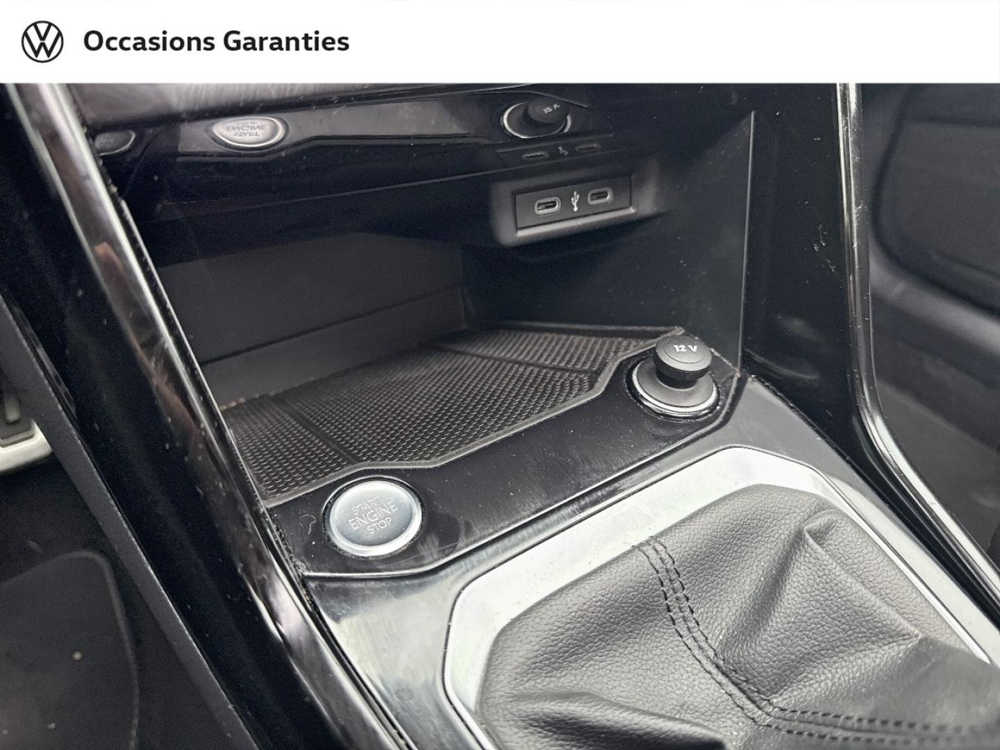 Voitures occasions VOLKSWAGEN T-ROC R-Line Villemomble