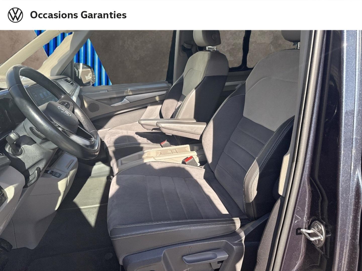 Voitures occasions VOLKSWAGEN MULTIVAN Life Villemomble