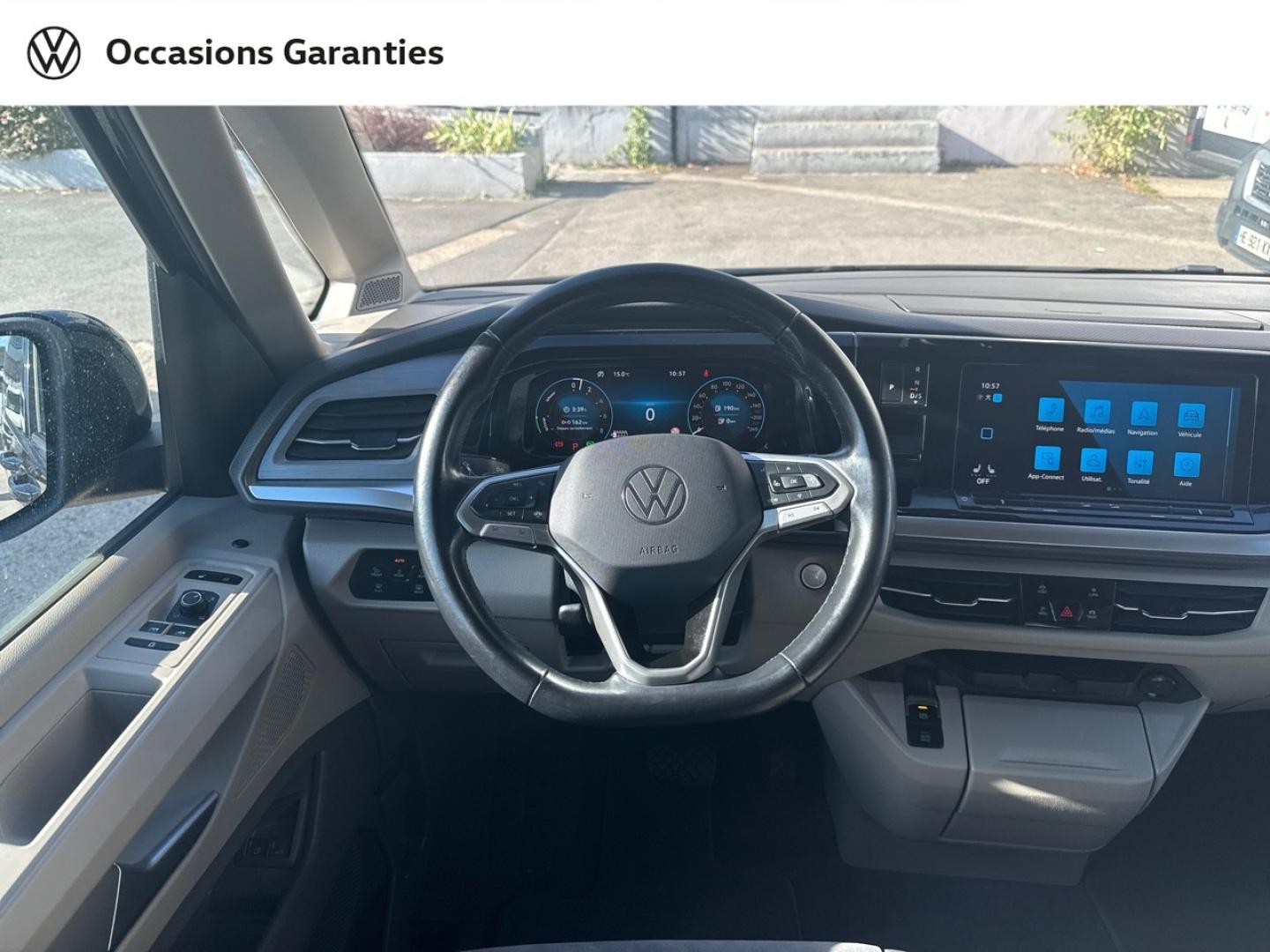 Voitures occasions VOLKSWAGEN MULTIVAN Life Villemomble