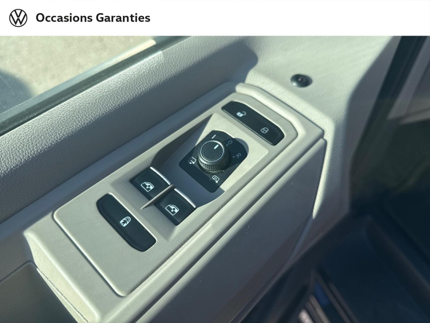 Voitures occasions VOLKSWAGEN MULTIVAN Life Villemomble