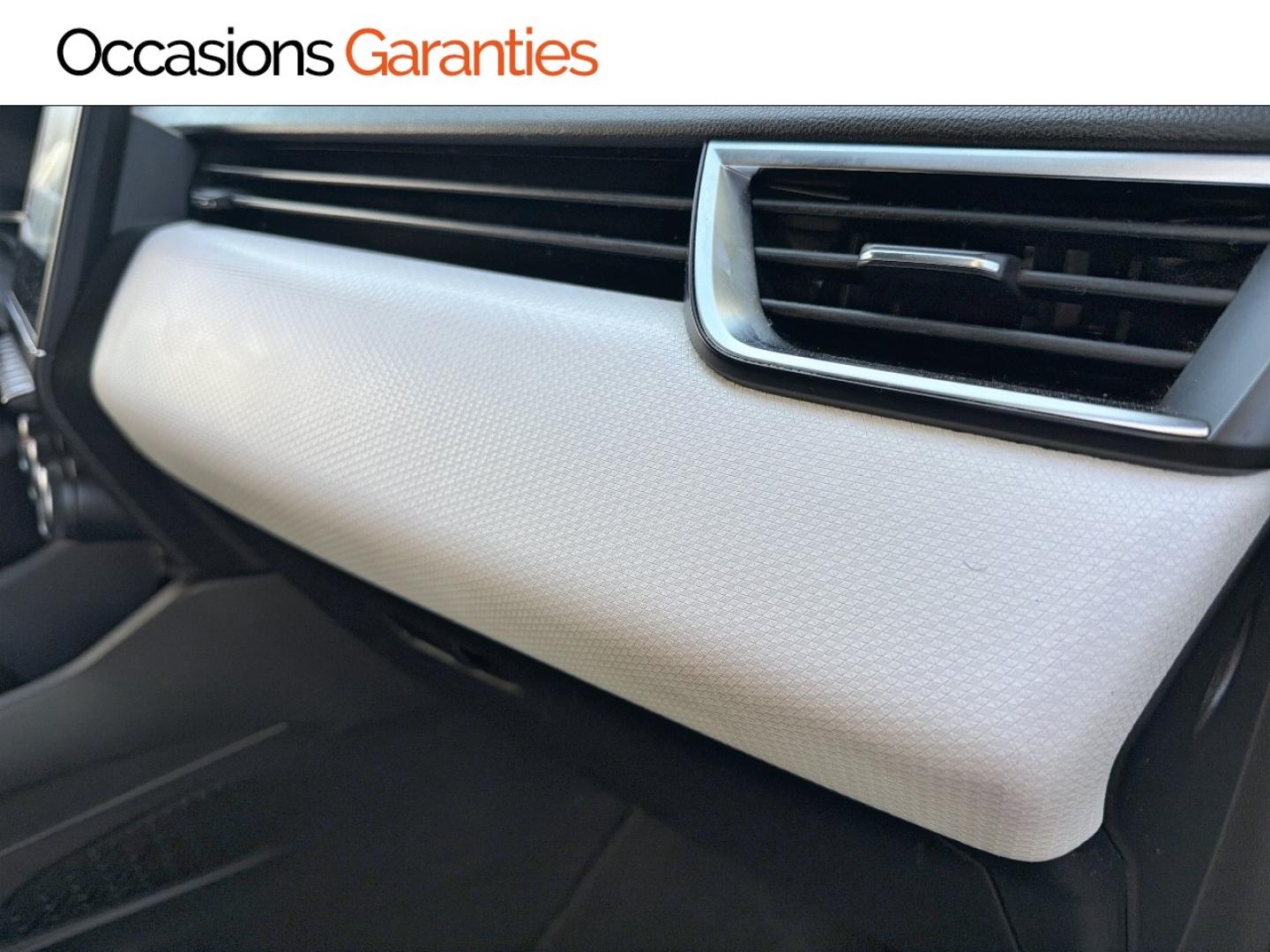 Voitures occasions RENAULT CLIO Limited Villemomble
