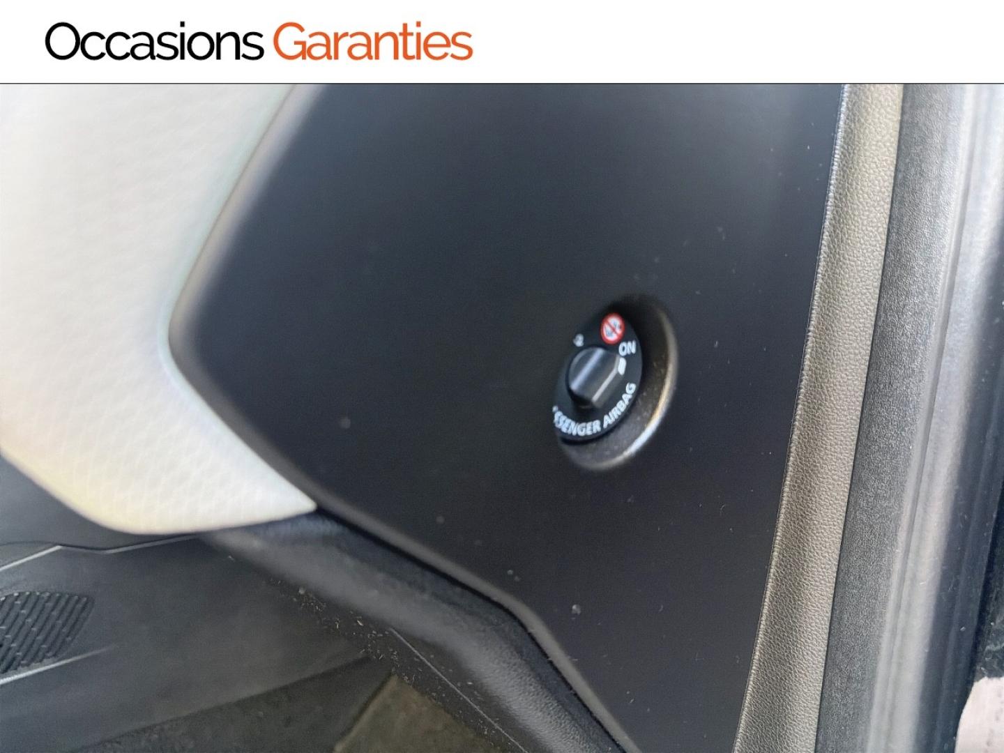 Voitures occasions RENAULT CLIO Limited Villemomble