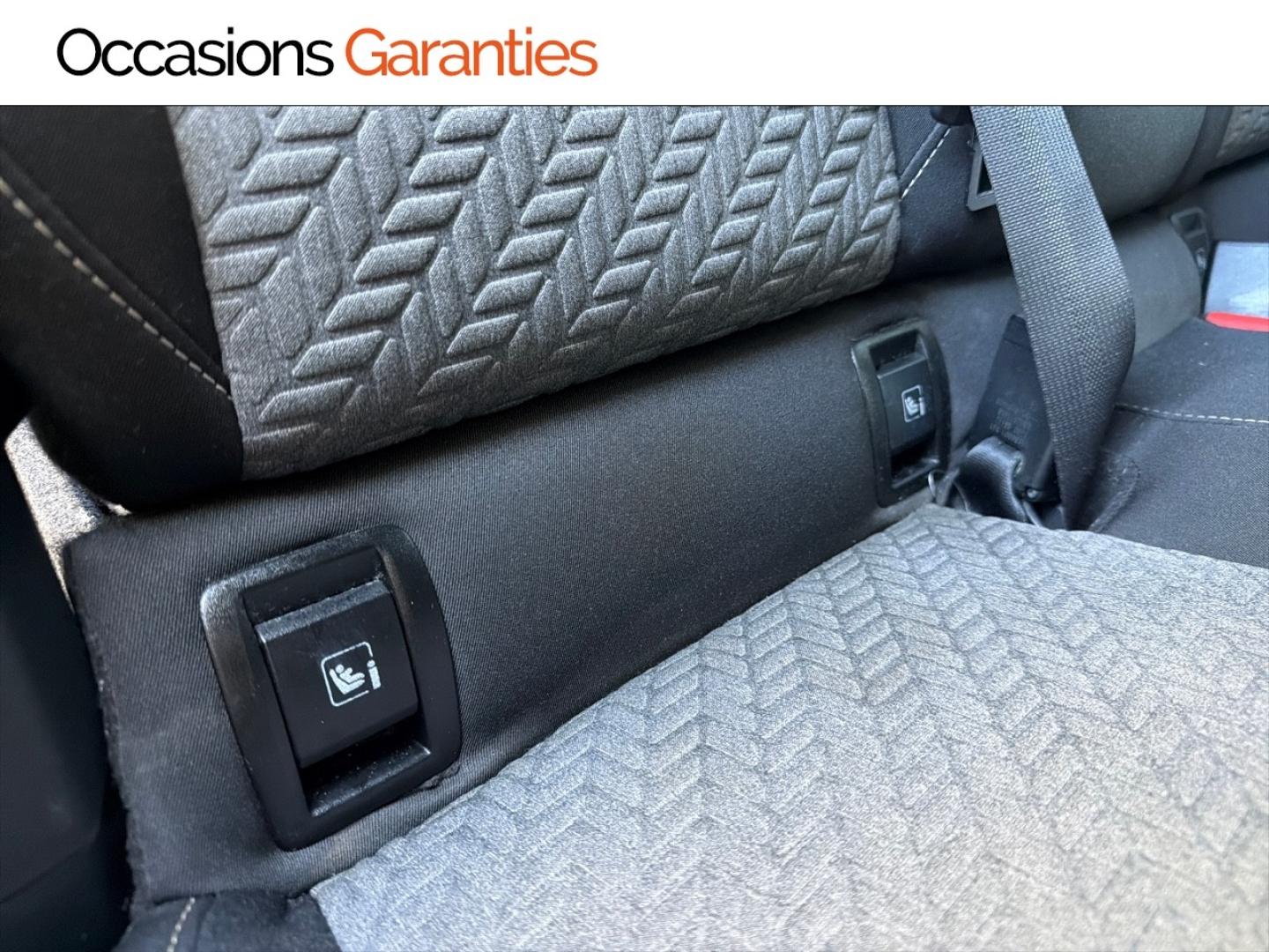 Voitures occasions RENAULT CLIO Limited Villemomble