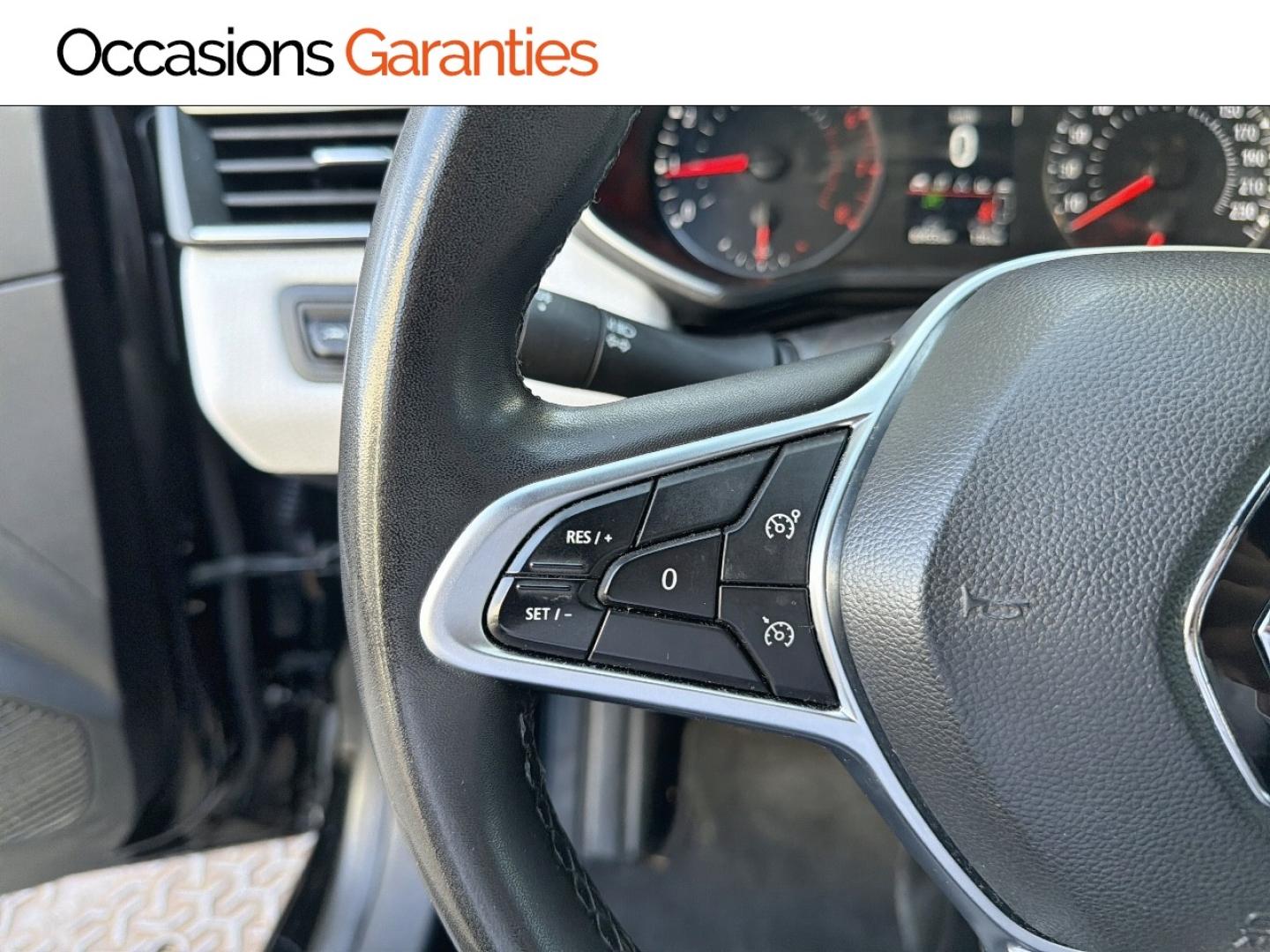 Voitures occasions RENAULT CLIO Limited Villemomble