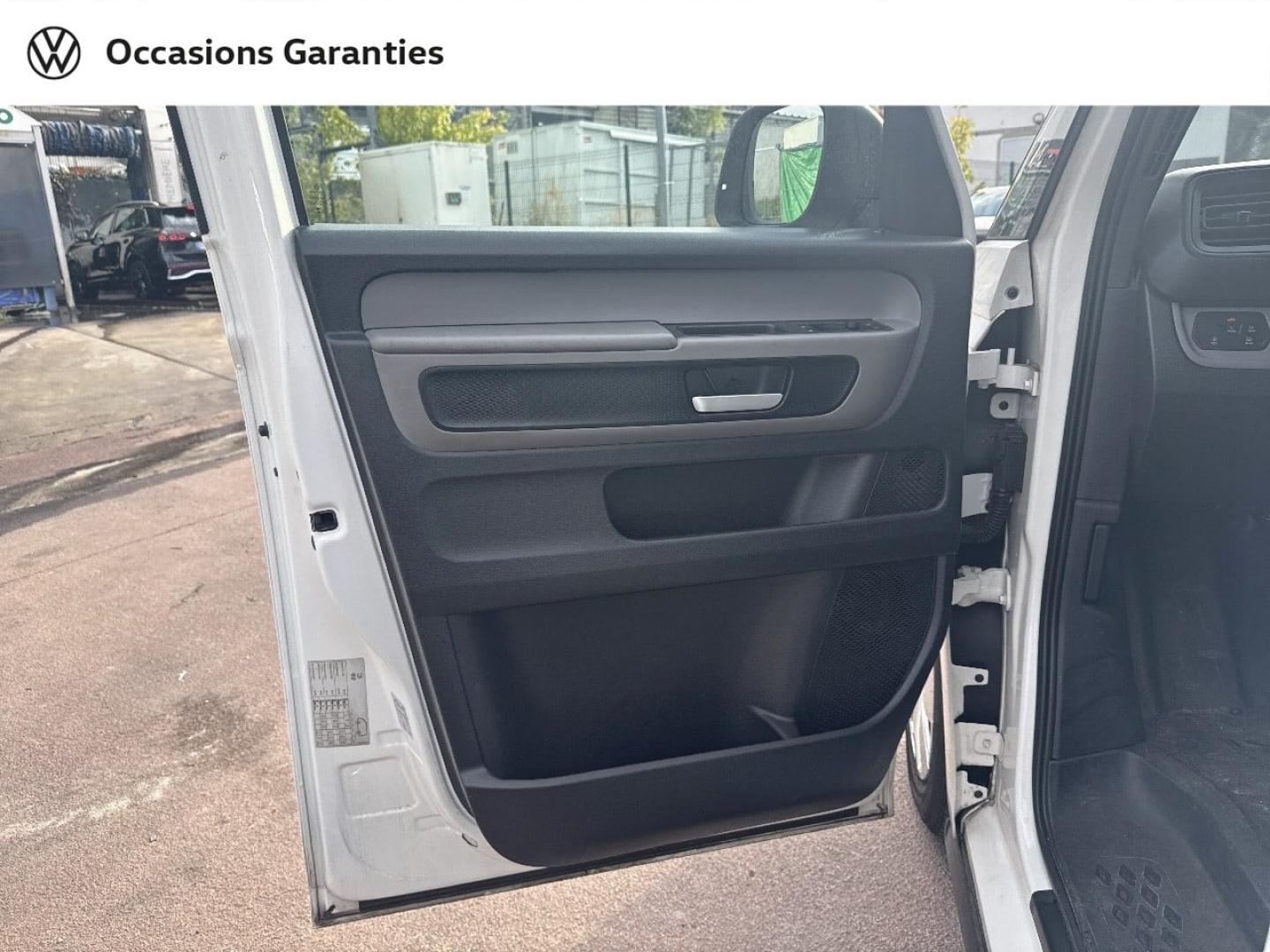 Voitures occasions VOLKSWAGEN UTILITAIRES ID. BUZZ CARGO Base Villemomble