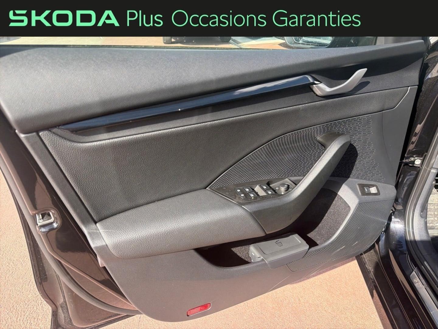 Voitures occasions ŠKODA Octavia Combi Sportline Villemomble