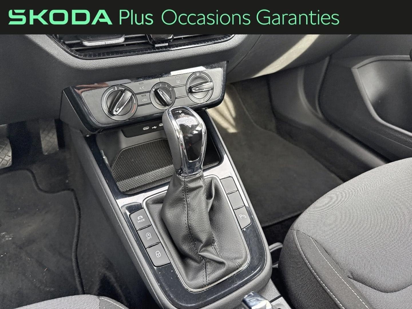 Voitures occasions ŠKODA FABIA Selection Villemomble
