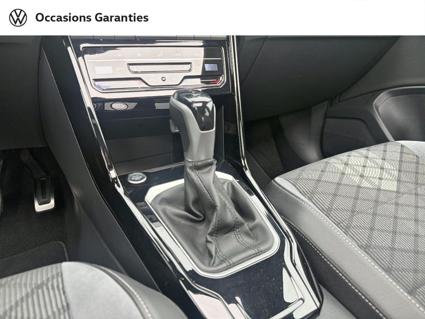 Voitures occasions VOLKSWAGEN T-ROC R-Line Villemomble