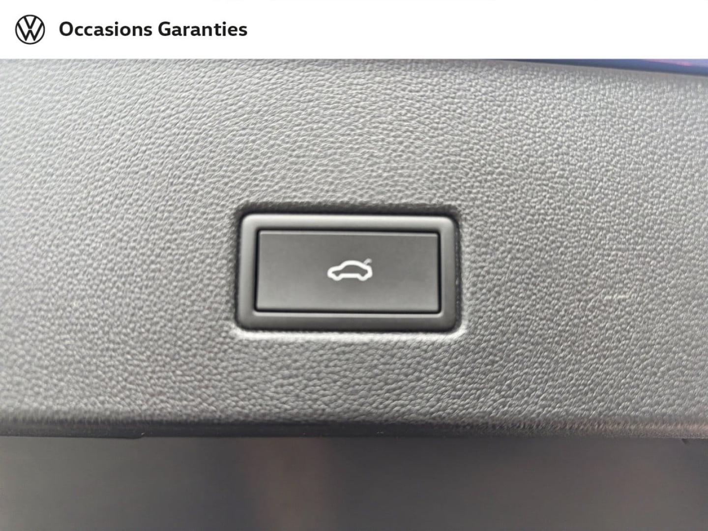 Voitures occasions VOLKSWAGEN T-ROC R-Line Villemomble