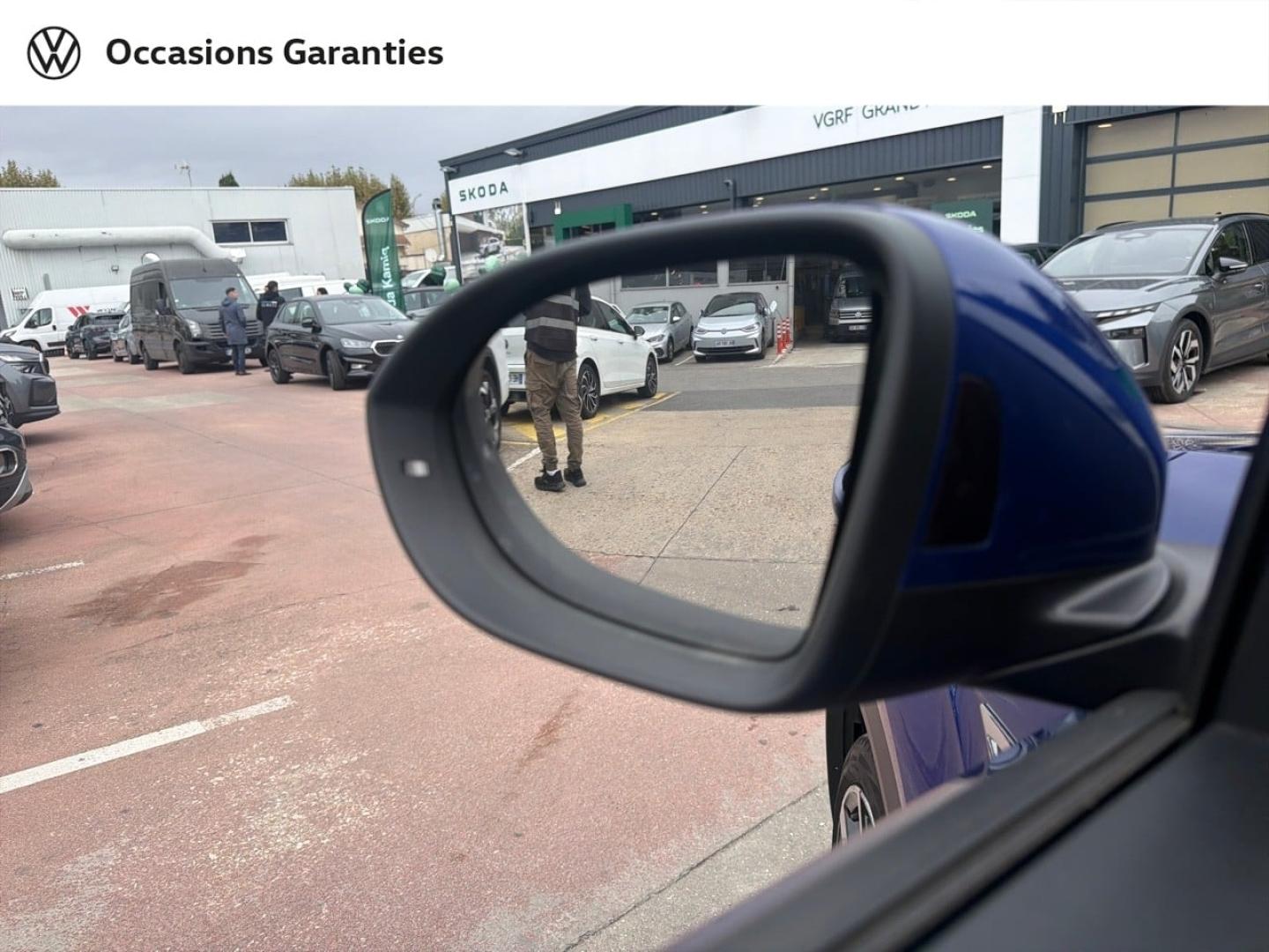 Voitures occasions VOLKSWAGEN T-ROC R-Line Villemomble