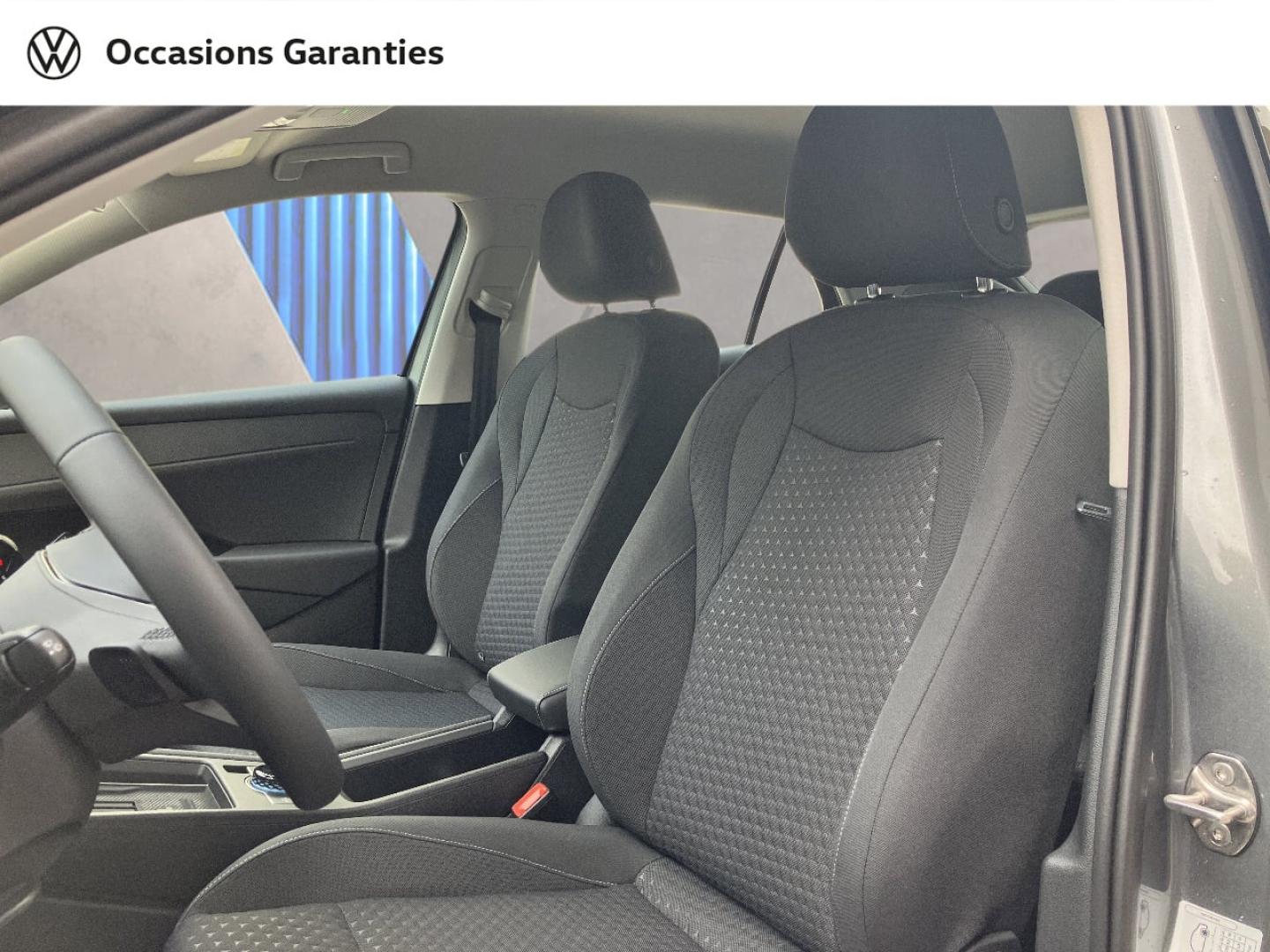 Voitures occasions VOLKSWAGEN T-ROC Life Villemomble