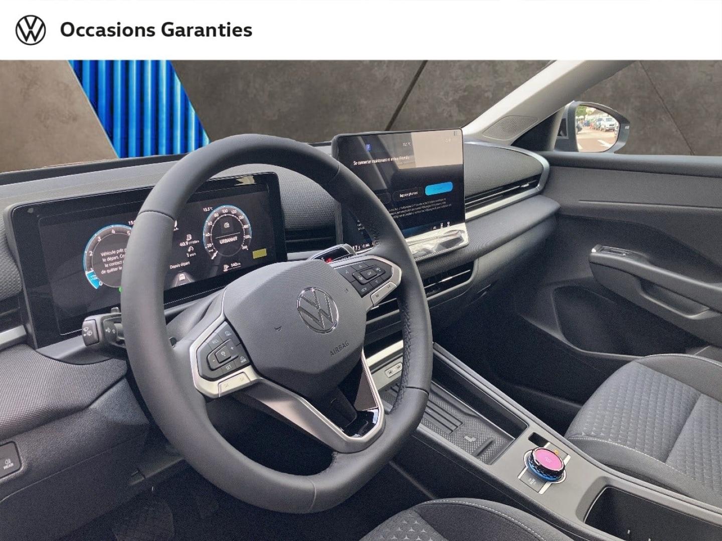 Voitures occasions VOLKSWAGEN T-ROC Life Villemomble