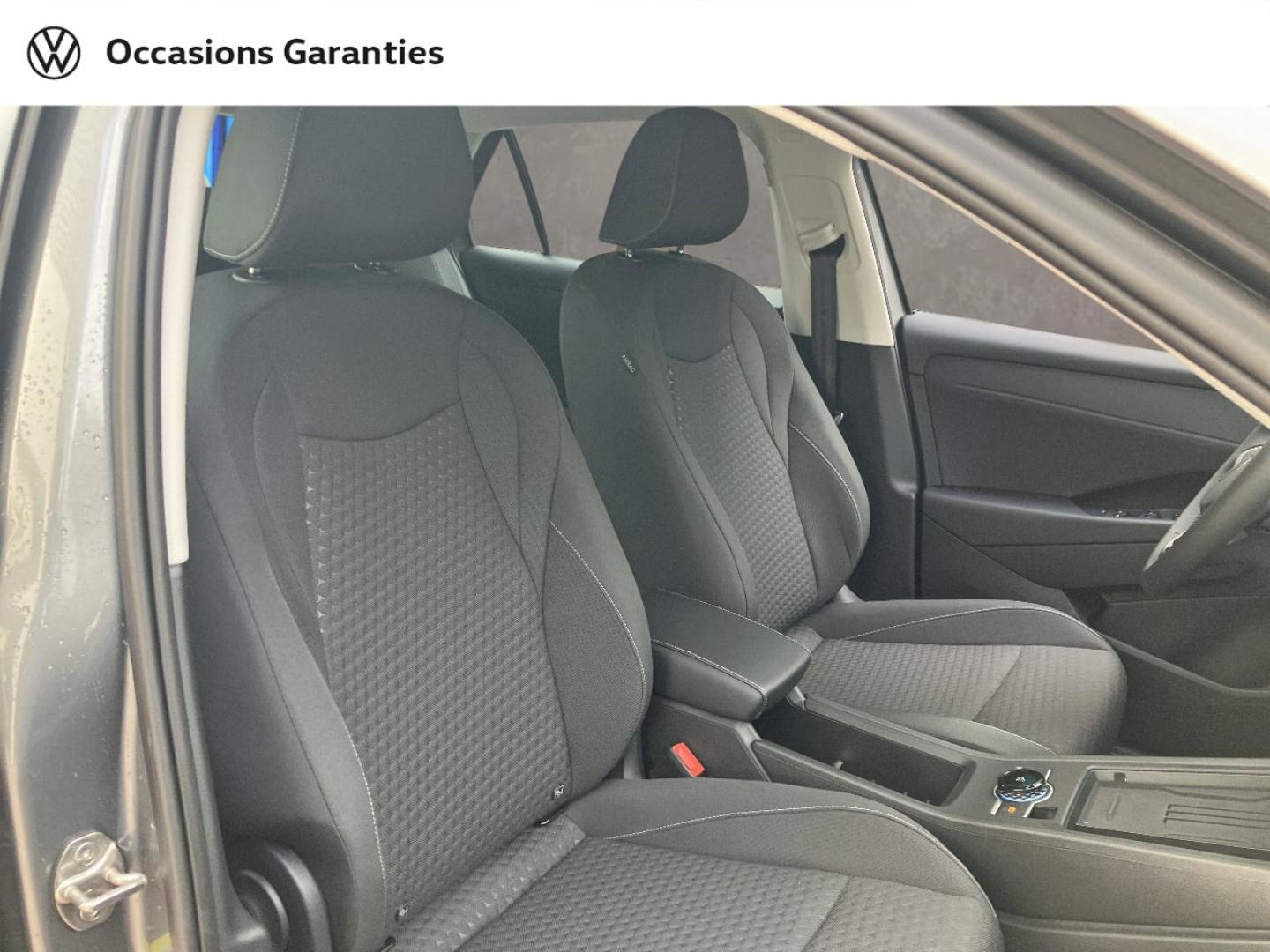 Voitures occasions VOLKSWAGEN T-ROC Life Villemomble