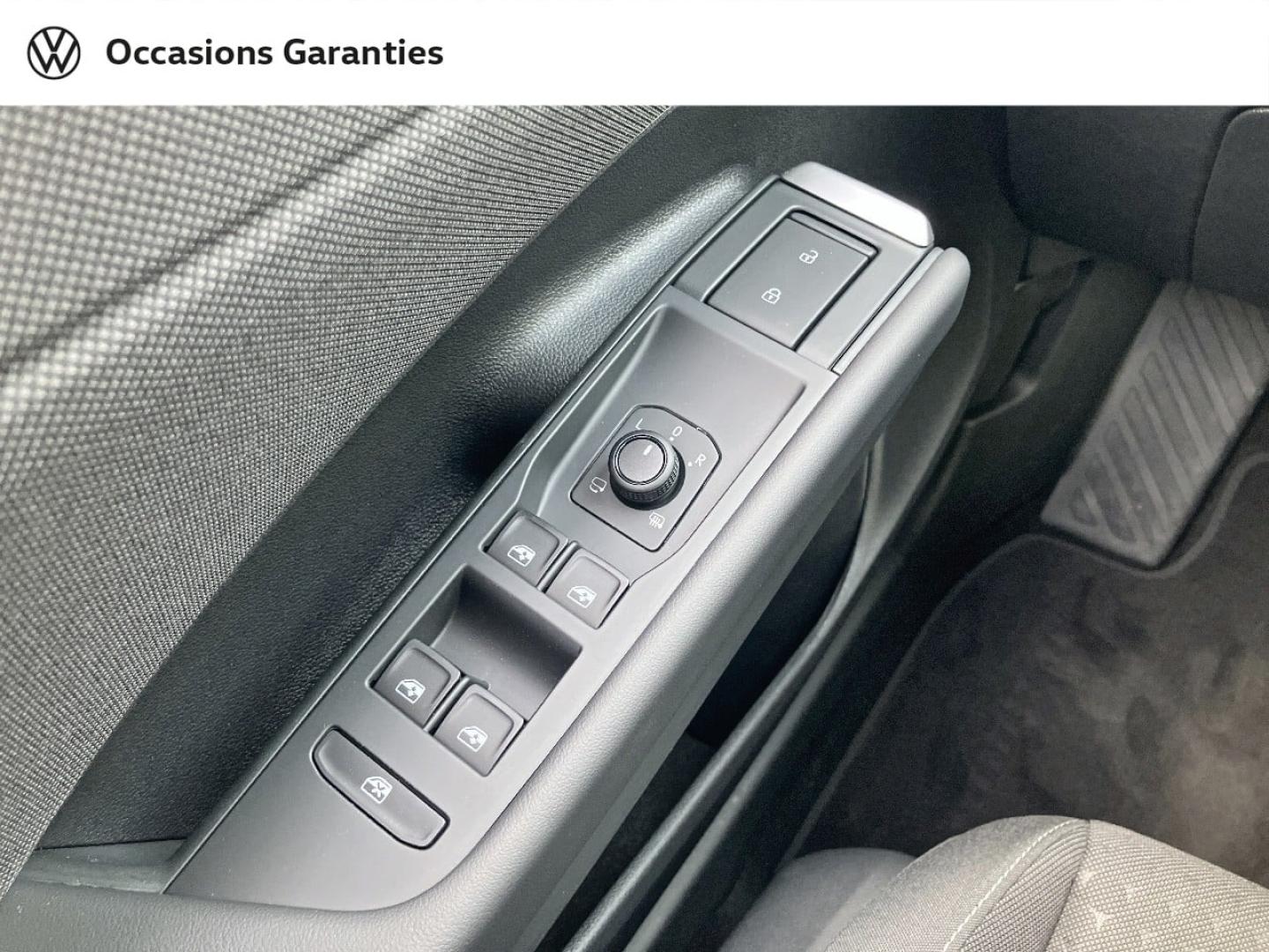 Voitures occasions VOLKSWAGEN T-ROC Life Villemomble