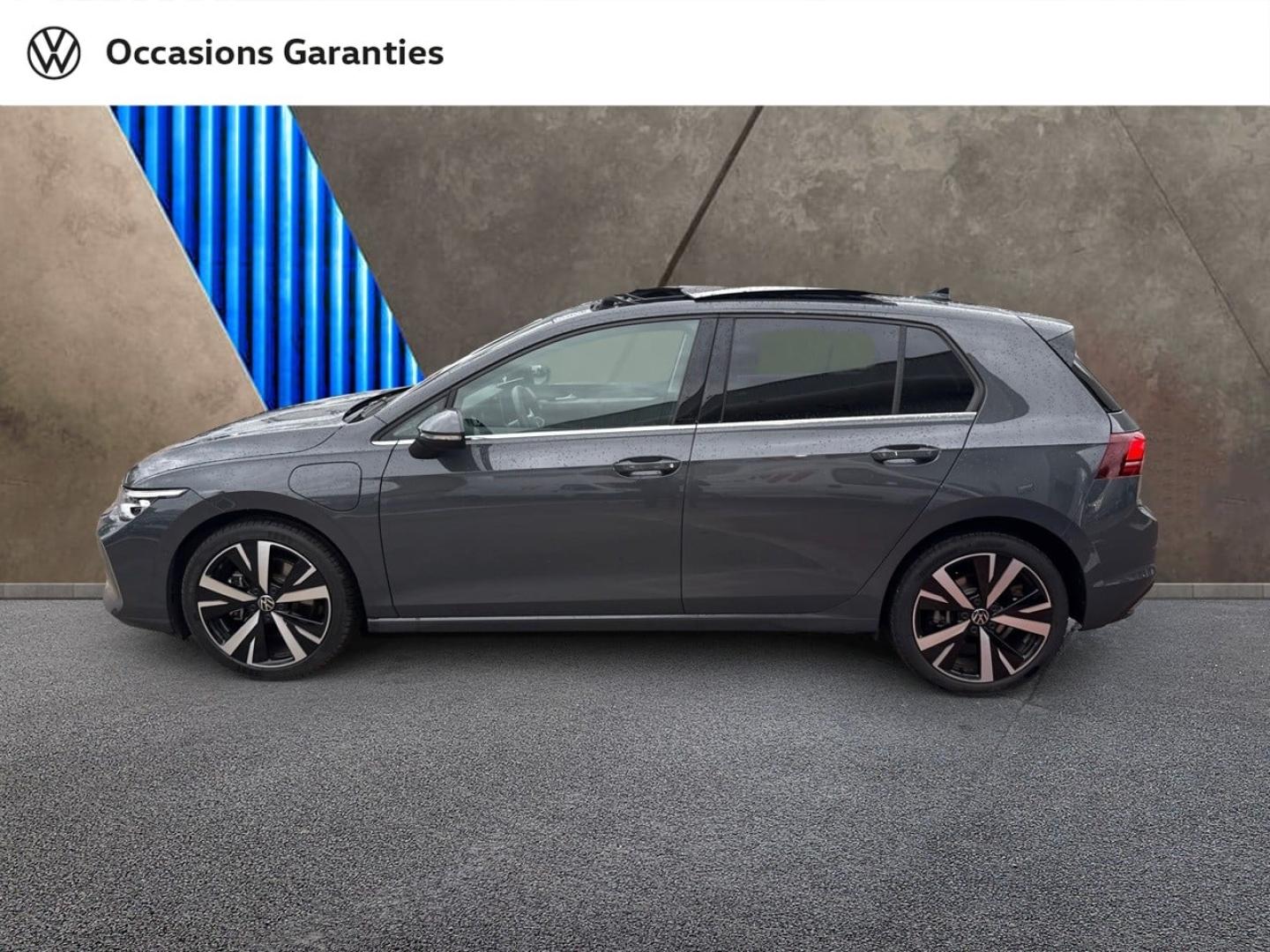Voitures occasions VOLKSWAGEN GOLF Style Villemomble