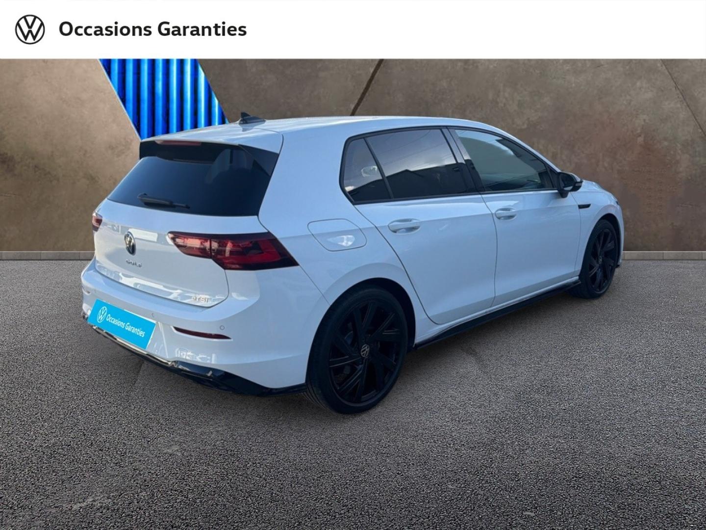 Voitures occasions VOLKSWAGEN GOLF R-Line Villemomble