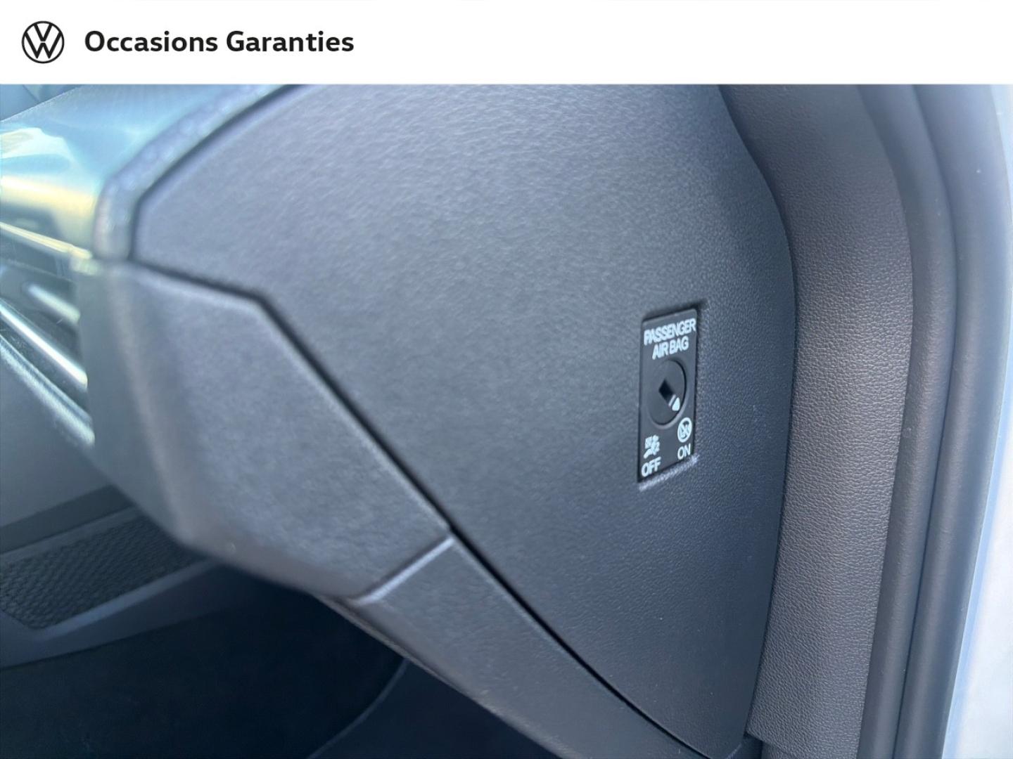 Voitures occasions VOLKSWAGEN GOLF R-Line Villemomble