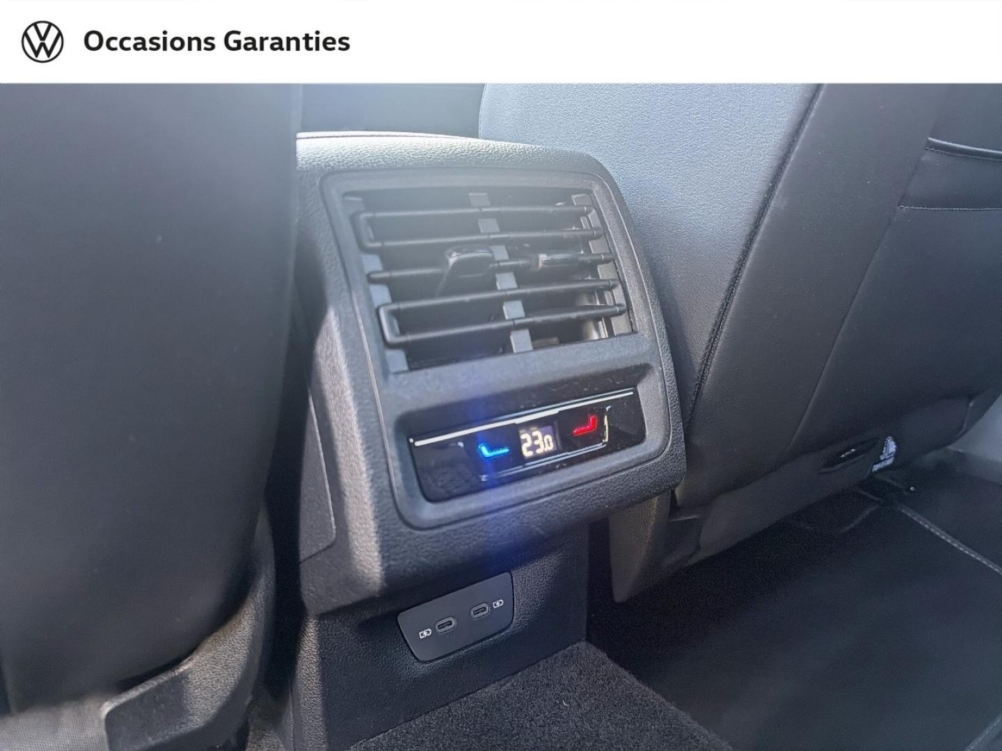 Voitures occasions VOLKSWAGEN GOLF R-Line Villemomble