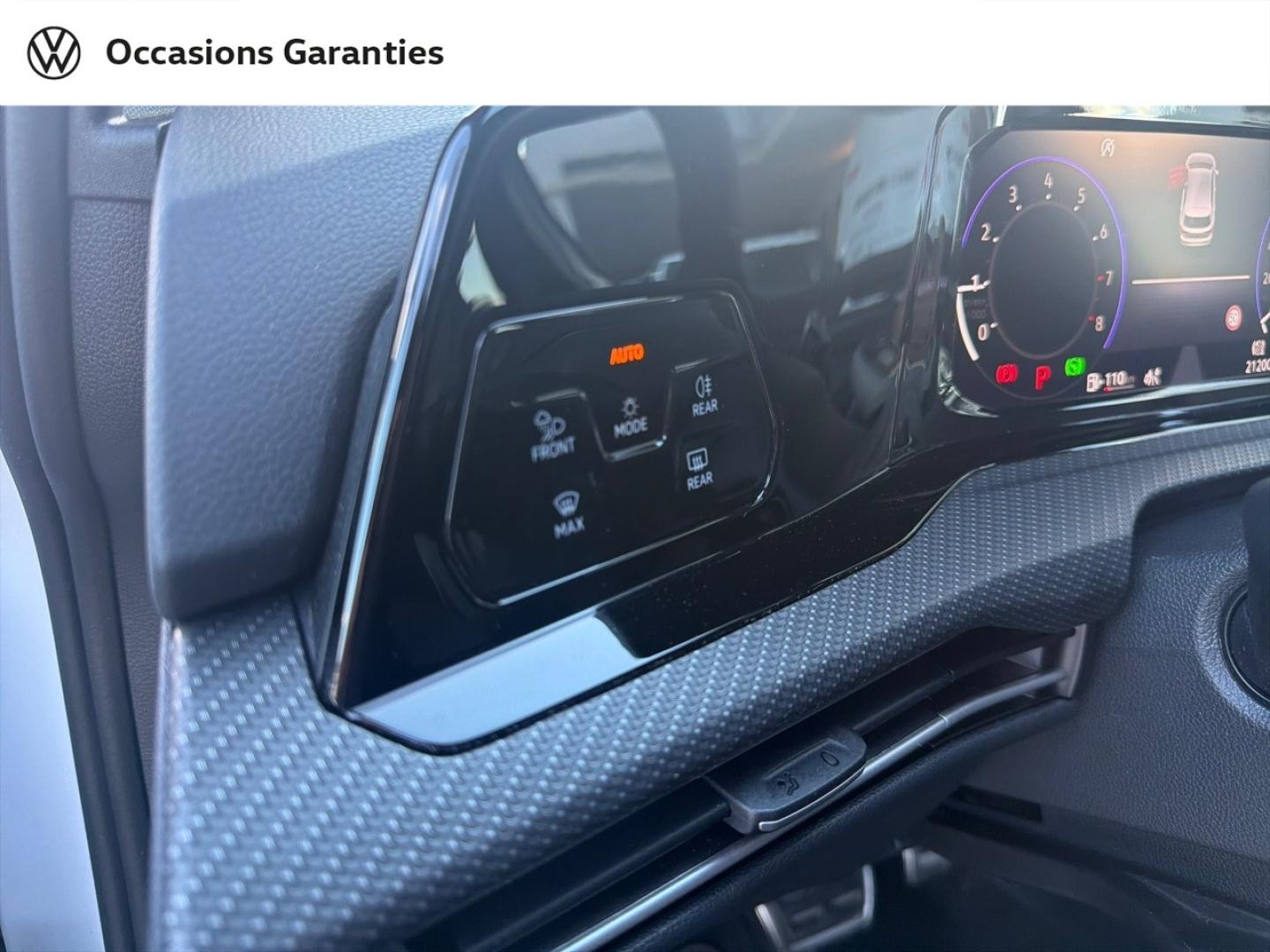 Voitures occasions VOLKSWAGEN GOLF R-Line Villemomble
