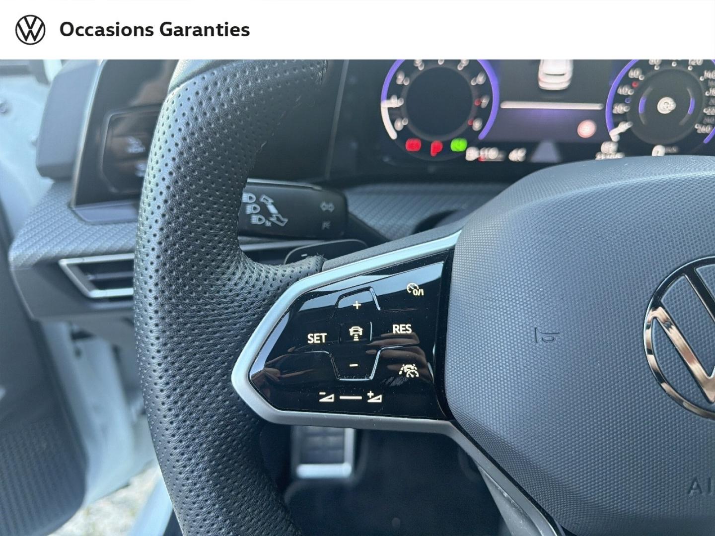 Voitures occasions VOLKSWAGEN GOLF R-Line Villemomble