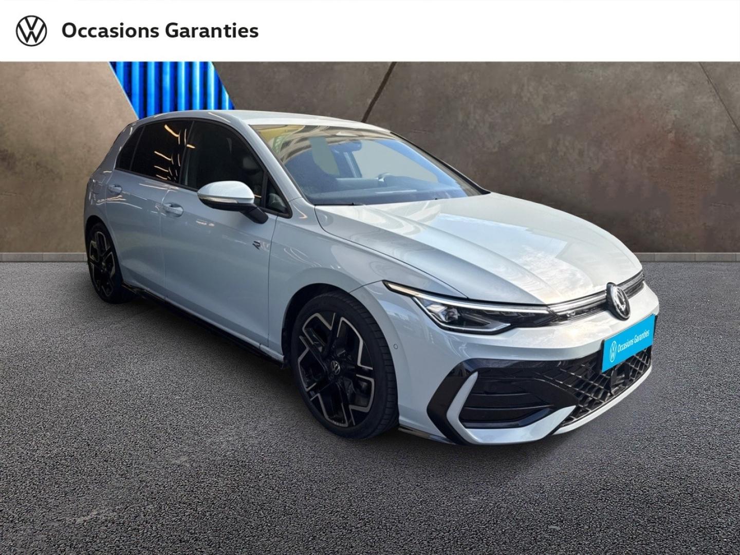 Voitures occasions VOLKSWAGEN GOLF R-Line Edition Villemomble