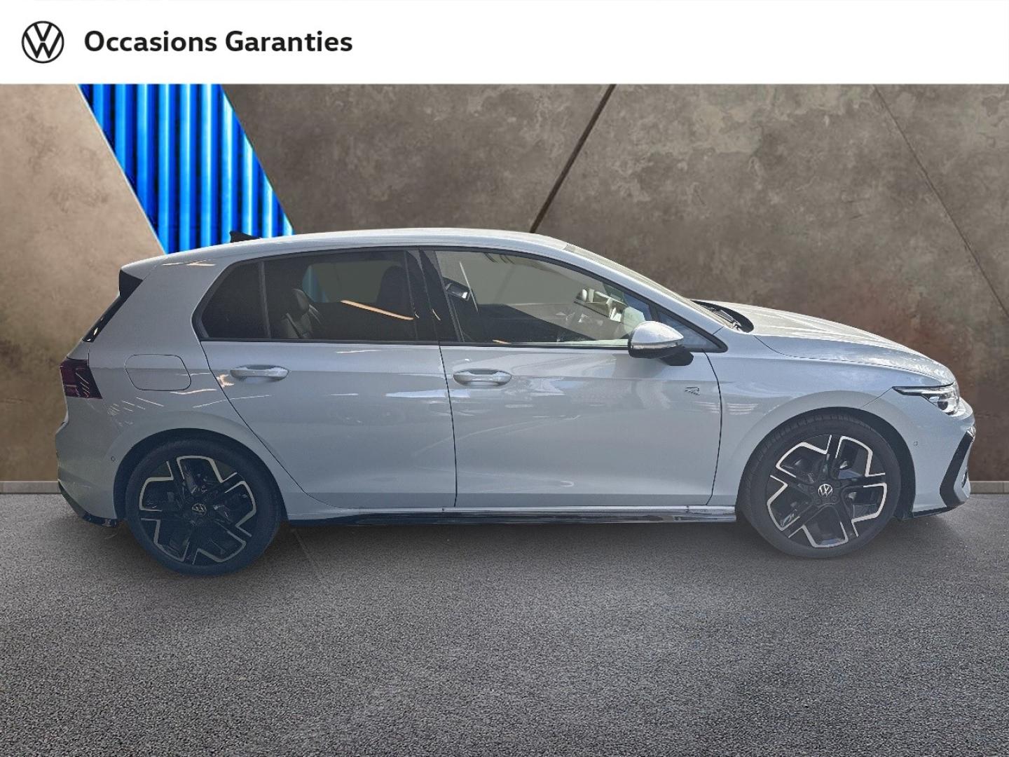 Voitures occasions VOLKSWAGEN GOLF R-Line Edition Villemomble