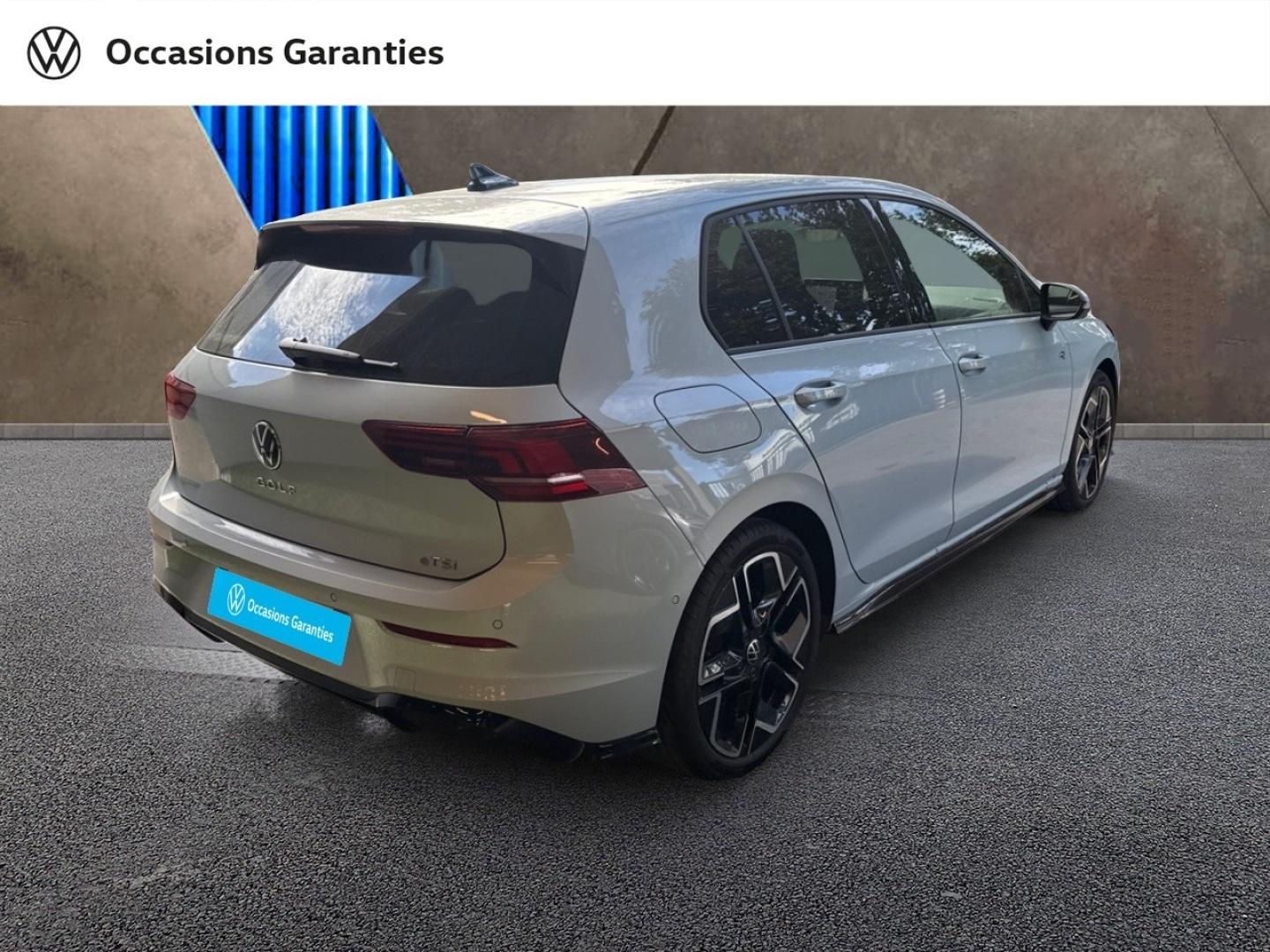 Voitures occasions VOLKSWAGEN GOLF R-Line Edition Villemomble