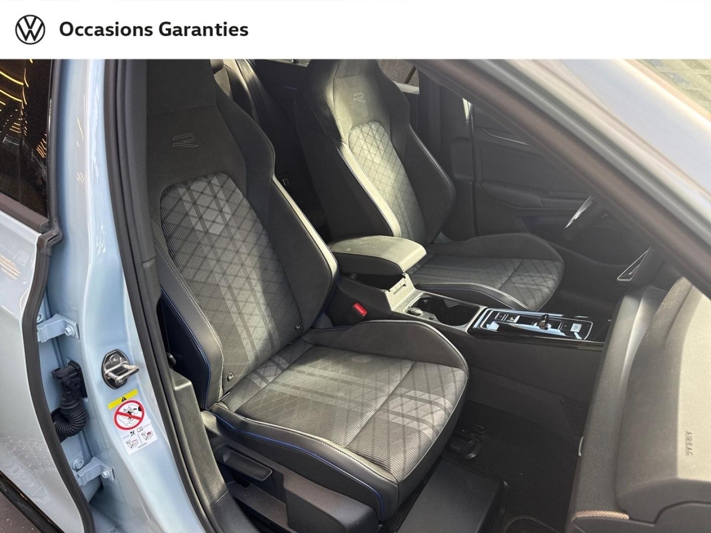 Voitures occasions VOLKSWAGEN GOLF R-Line Edition Villemomble