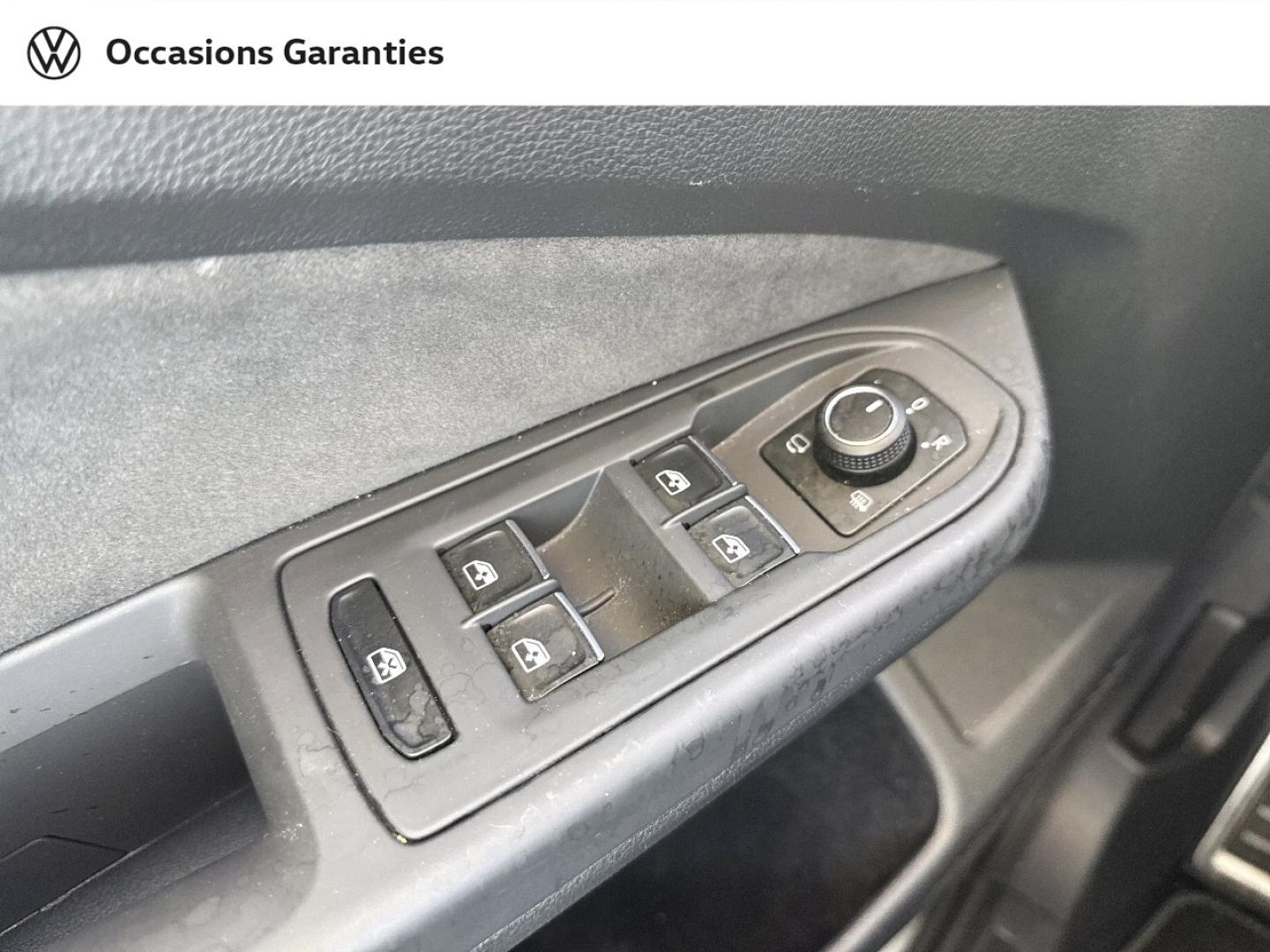 Voitures occasions VOLKSWAGEN GOLF R-Line Edition Villemomble